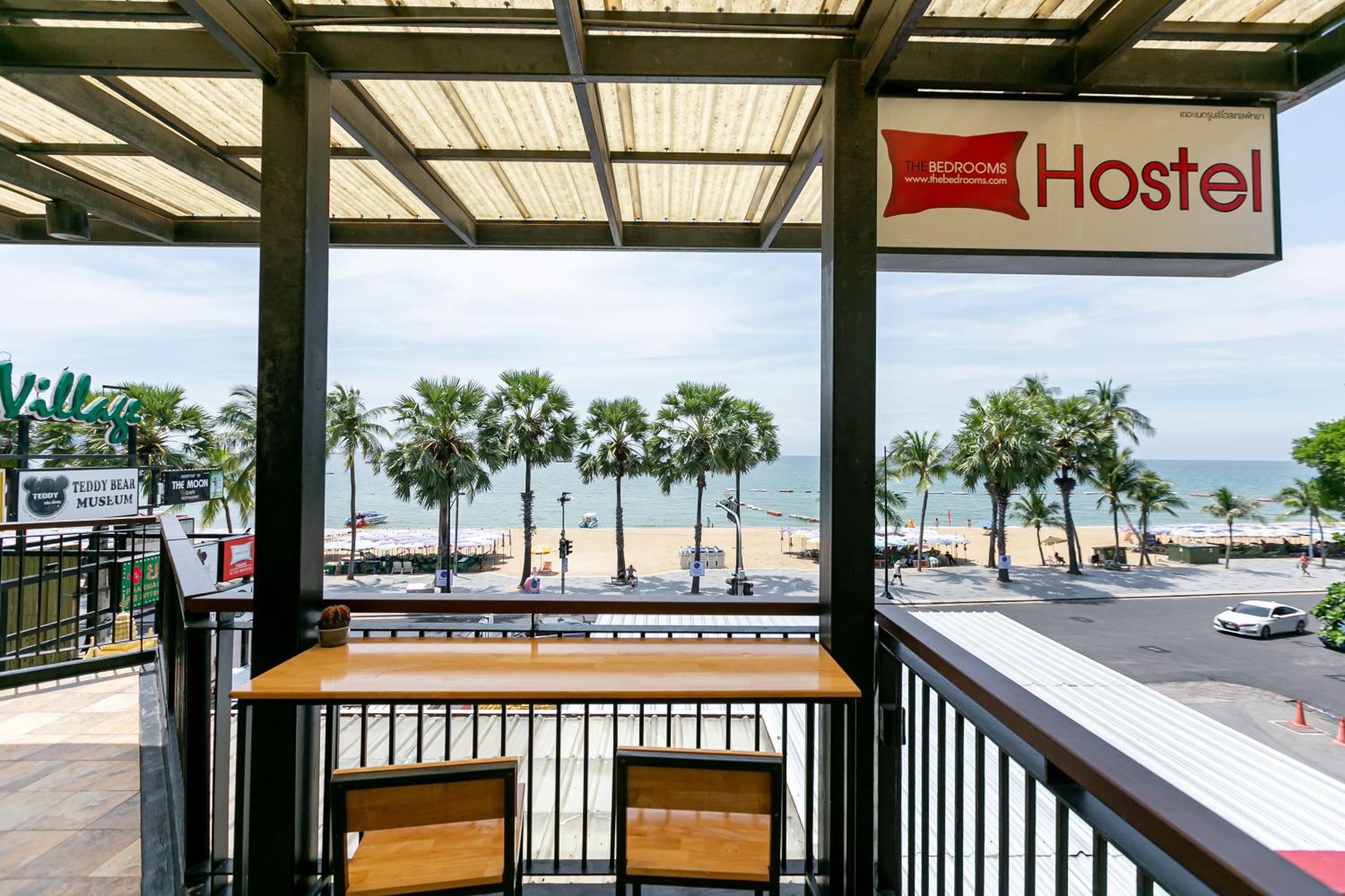 The Bedrooms Hostel Pattaya
