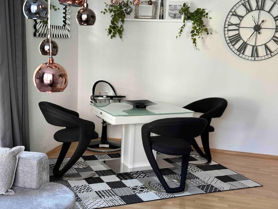 Haus Schmidhuber Ferienwohnung 1 mit 2 Schlafzimmern und Terrasse