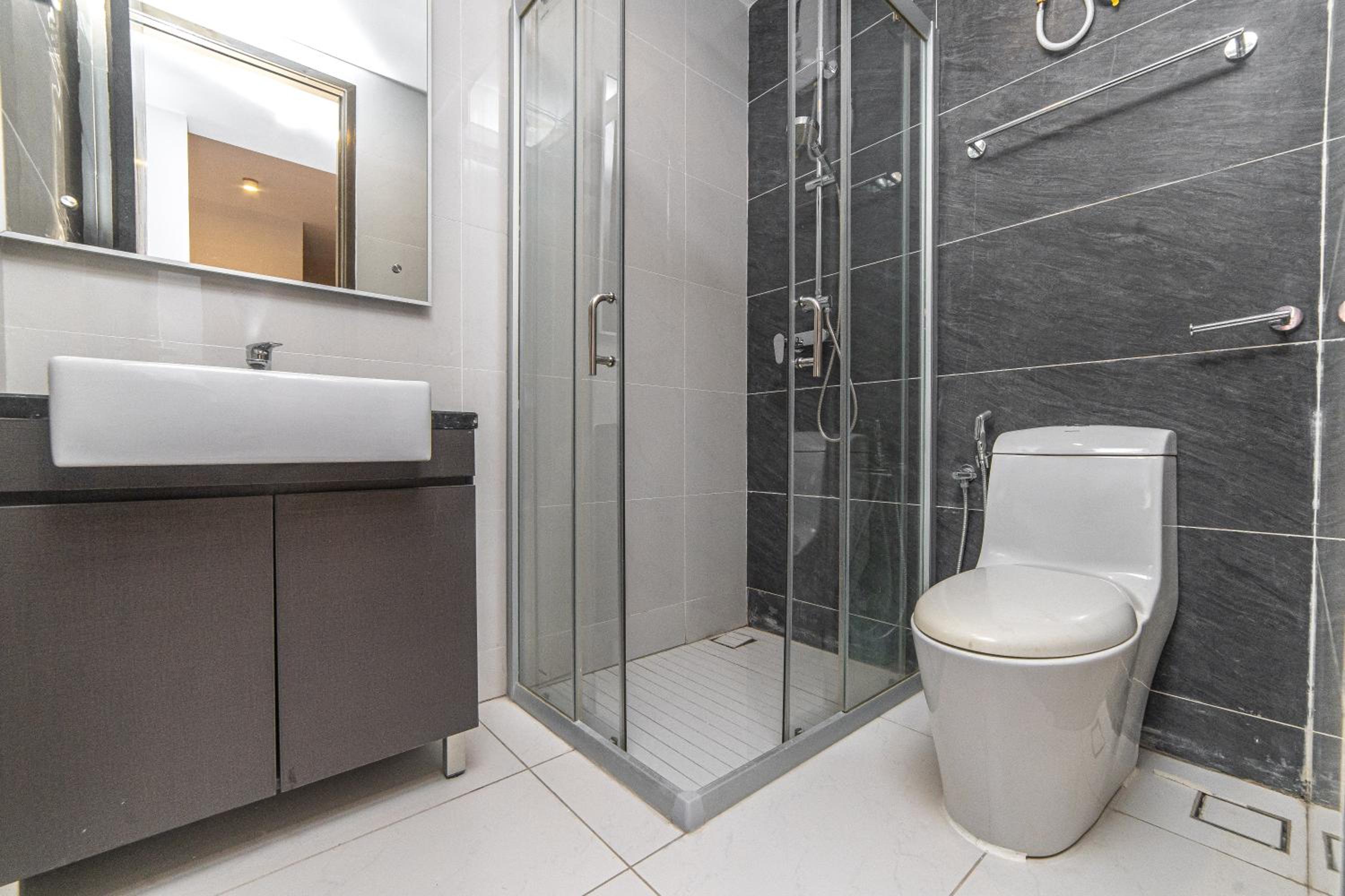 Dangabay Citrus Comforts 2Br 4Pax Baypoint by Our Stay