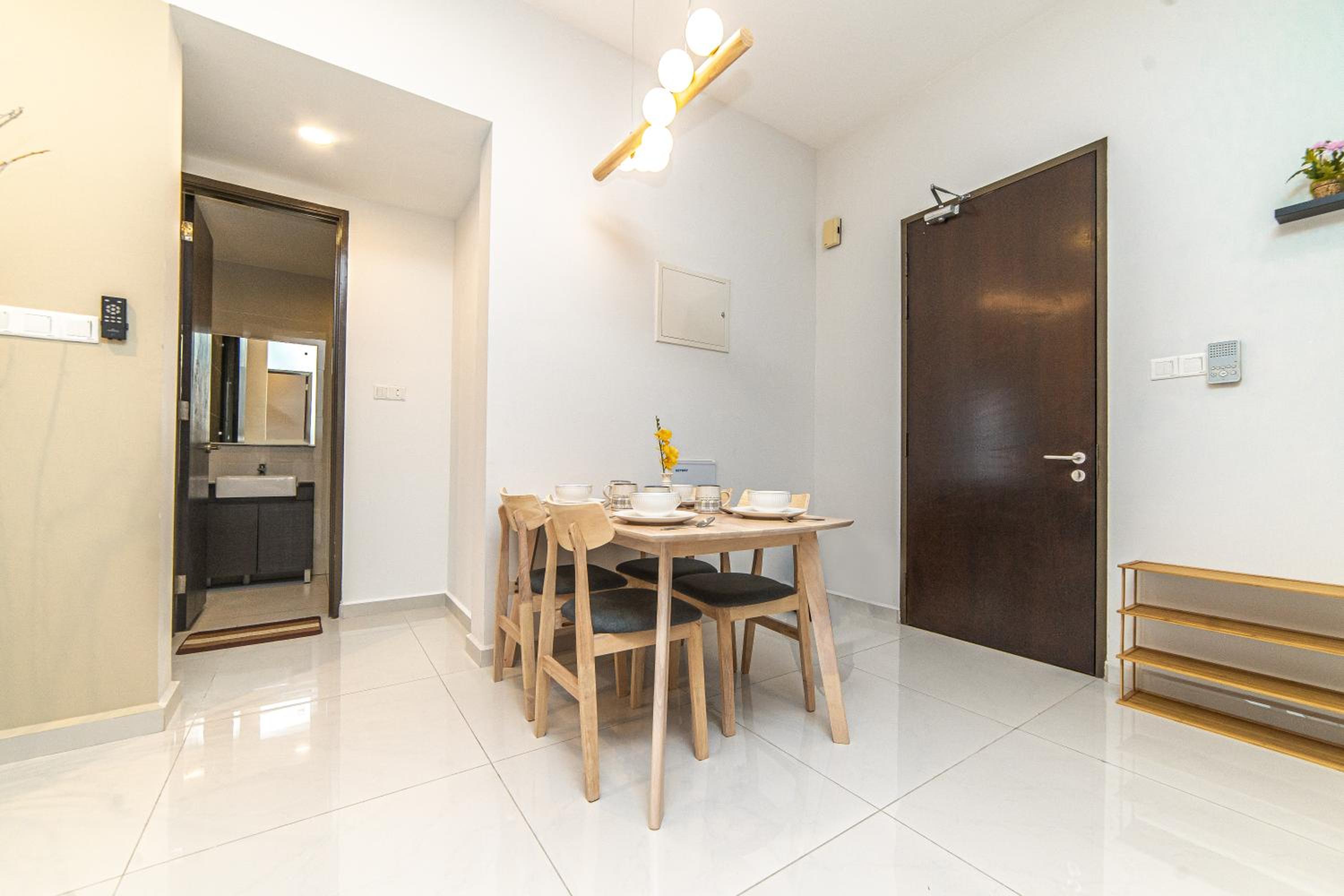 Dangabay Citrus Comforts 2Br 4Pax Baypoint by Our Stay