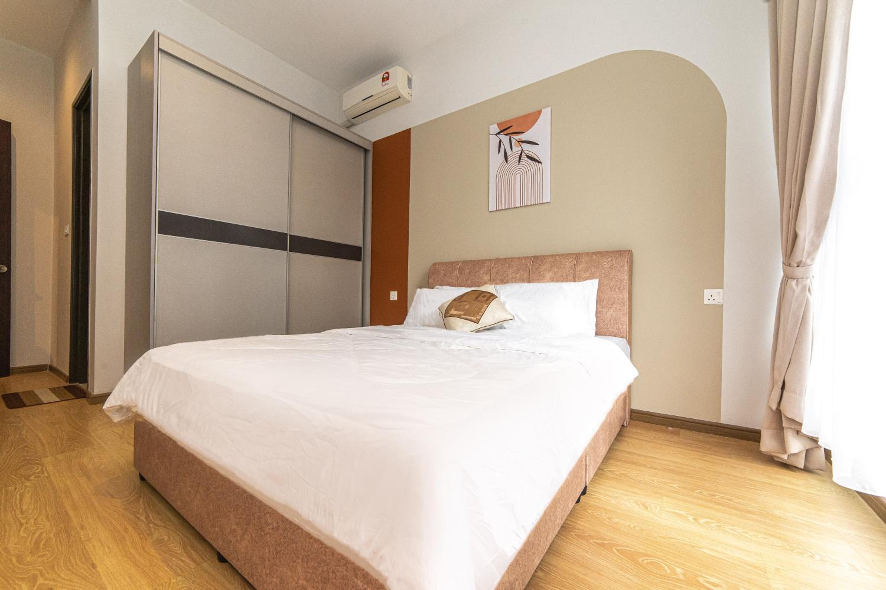 Dangabay Citrus Comforts 2Br 4Pax Baypoint by Our Stay