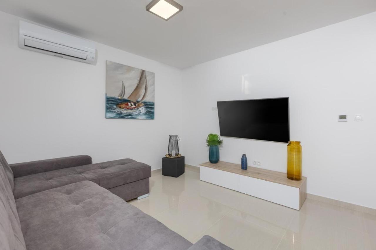 Premium Apartments