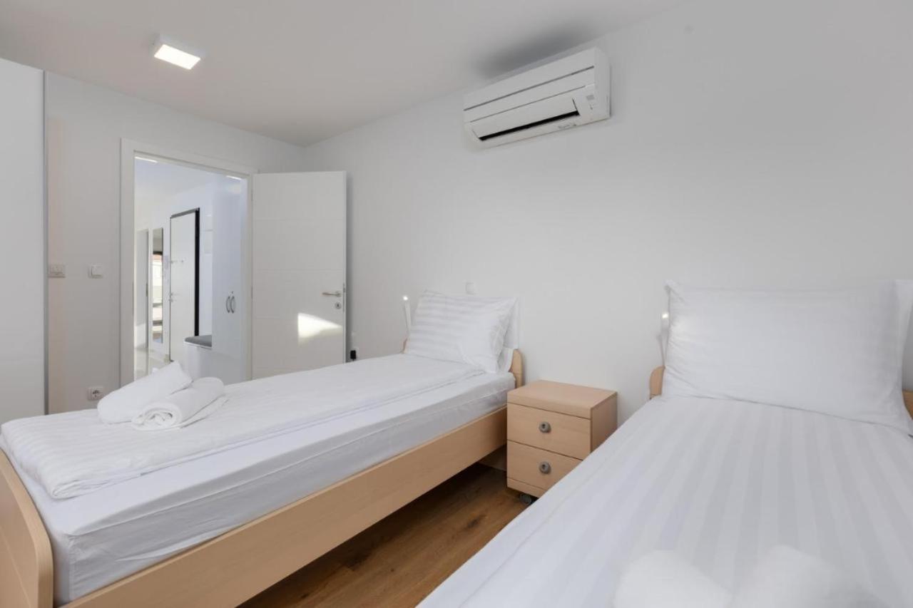 Premium Apartments