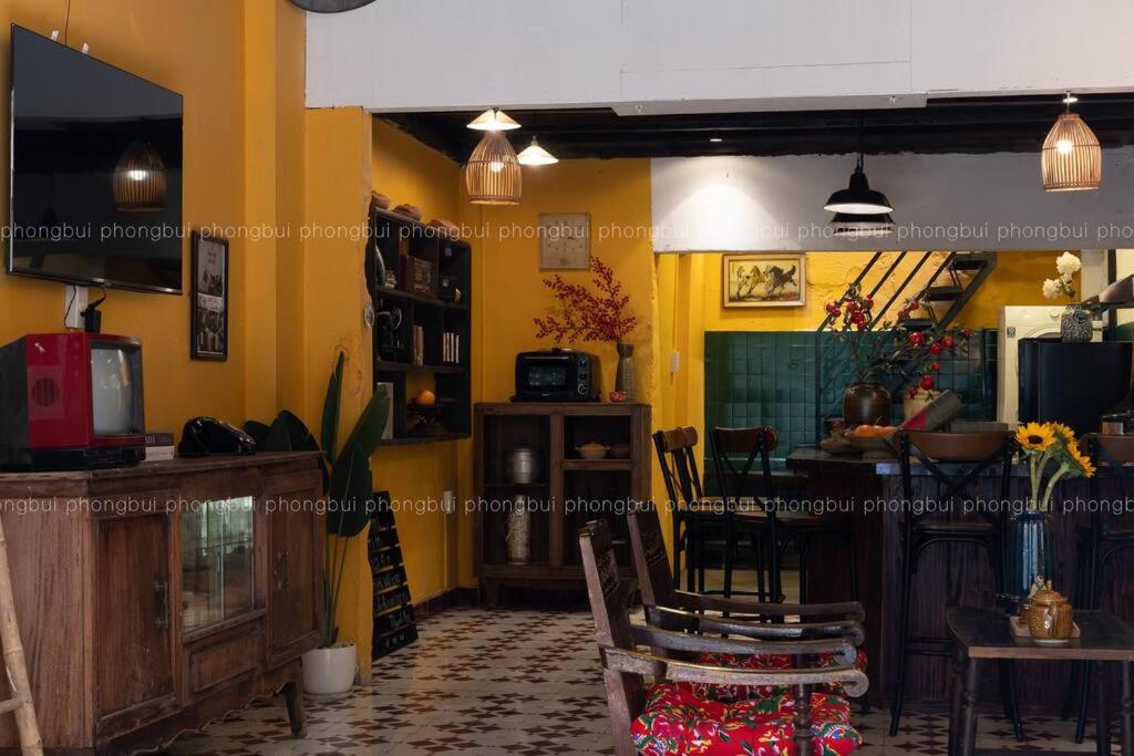 Ben Thanh Vietnamese cultural house by SSens Homes