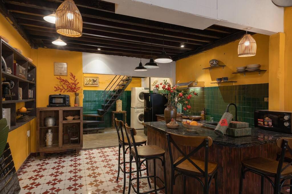 Ben Thanh Vietnamese cultural house by SSens Homes