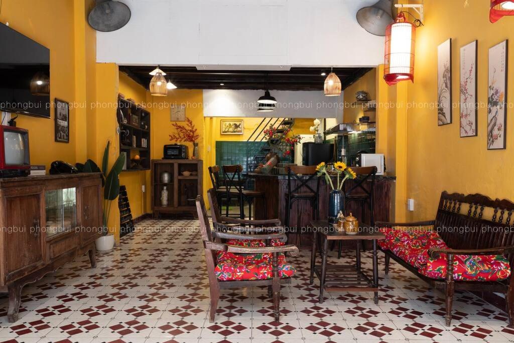 Ben Thanh Vietnamese cultural house by SSens Homes