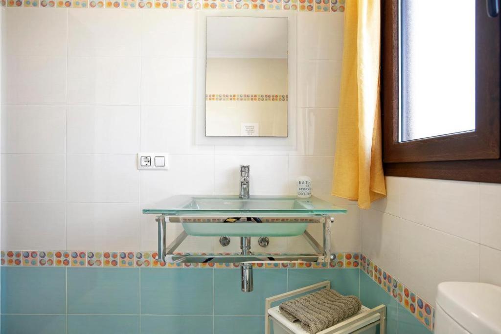 Villa Fornell - Piscina Compartida