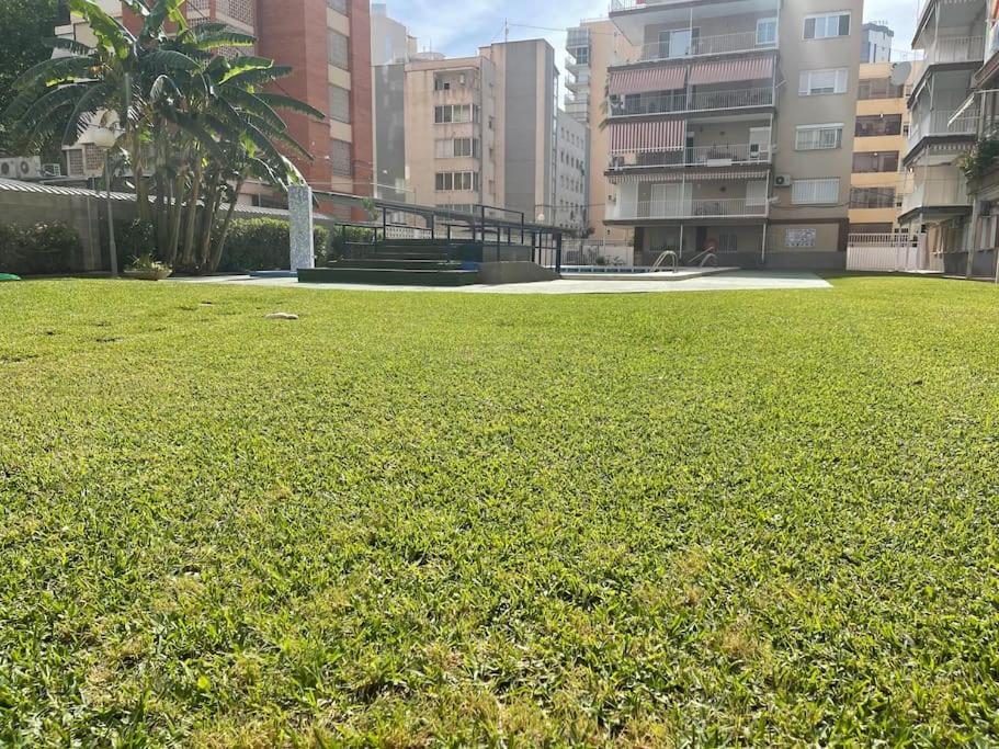 inmejorable ubicación,70m playa 70m pueblo view 3