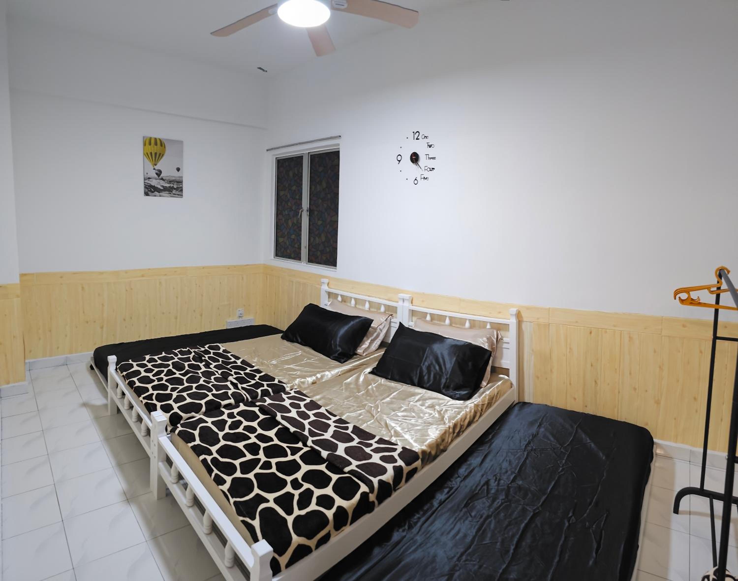 Homestay MAHLIGAI VIEW near Masjid Shah Alam, UITM Shah Alam, I-City, stadium shah alam, SACC, PKNS, IDCC, MSU, 17 min kuala lumpur & klang, max 10 people, photo 3