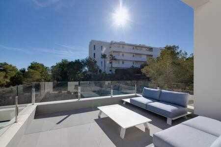 Villa de Lujo c/ Piscina Climatizada, las Colinas