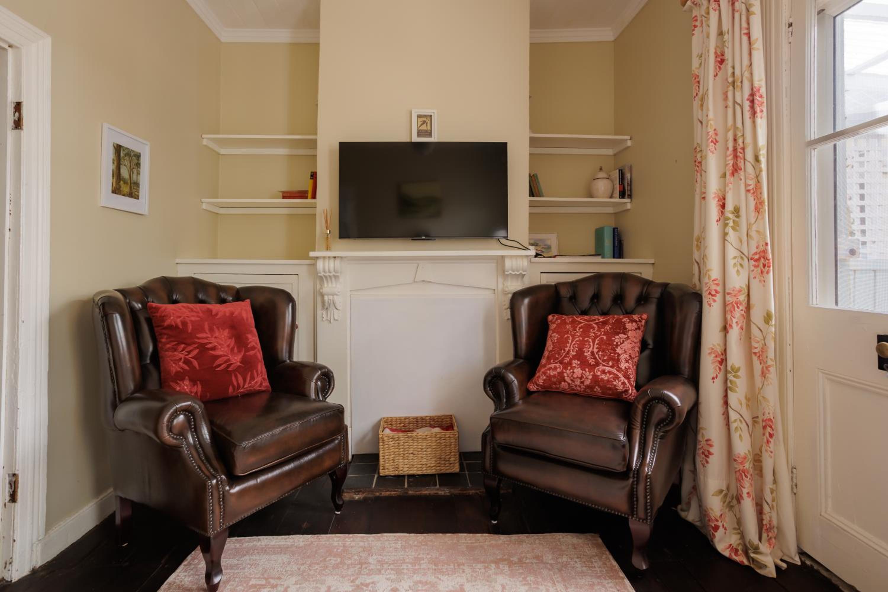 Albany Vacations - Wollaston House by the BnB Collection - Property Image 8