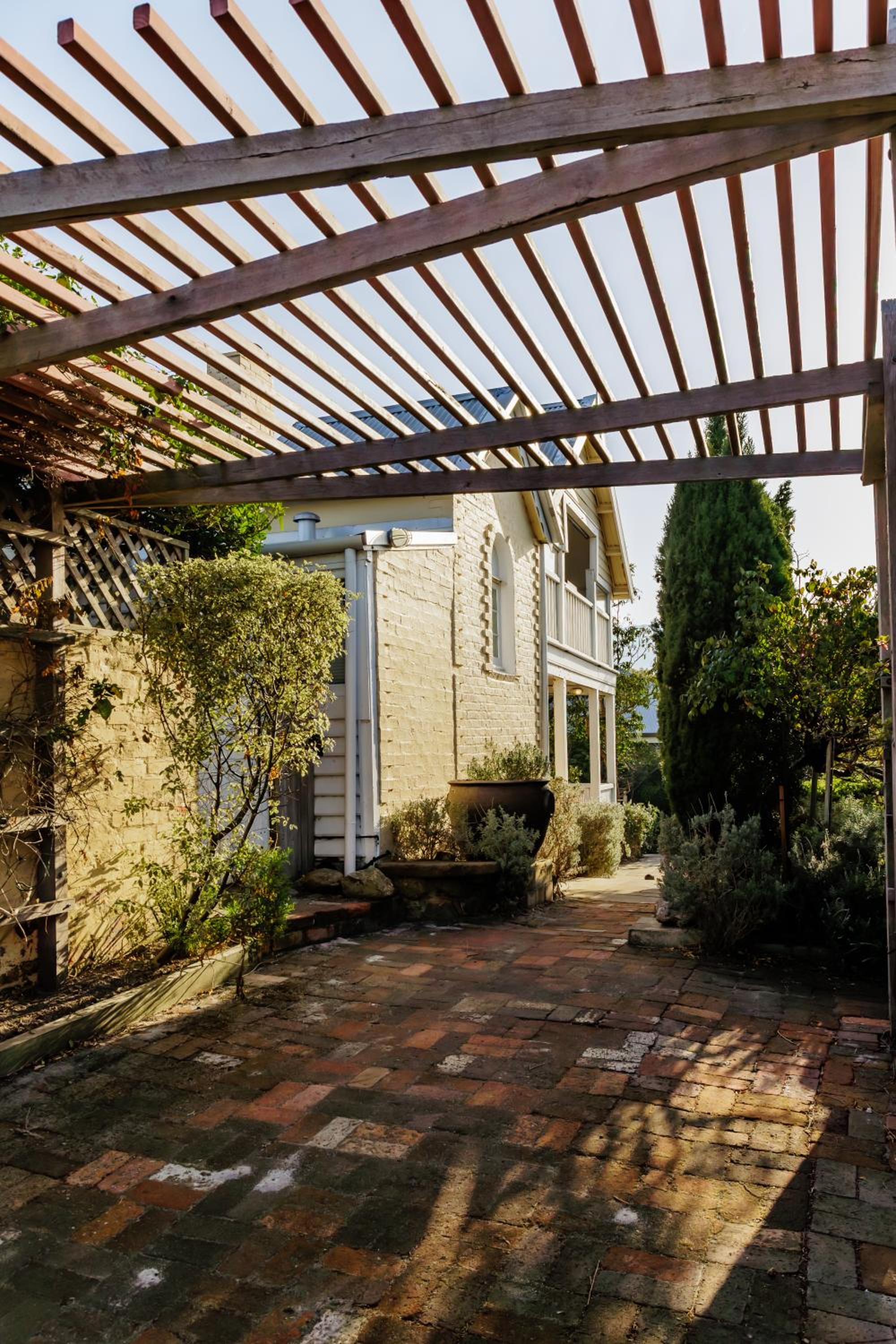 Wollaston House by the BnB Collection
