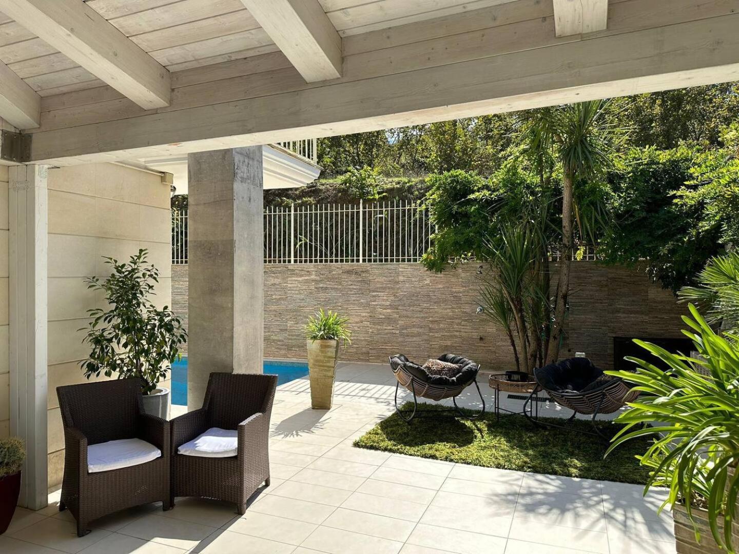 Home suite Home view 3