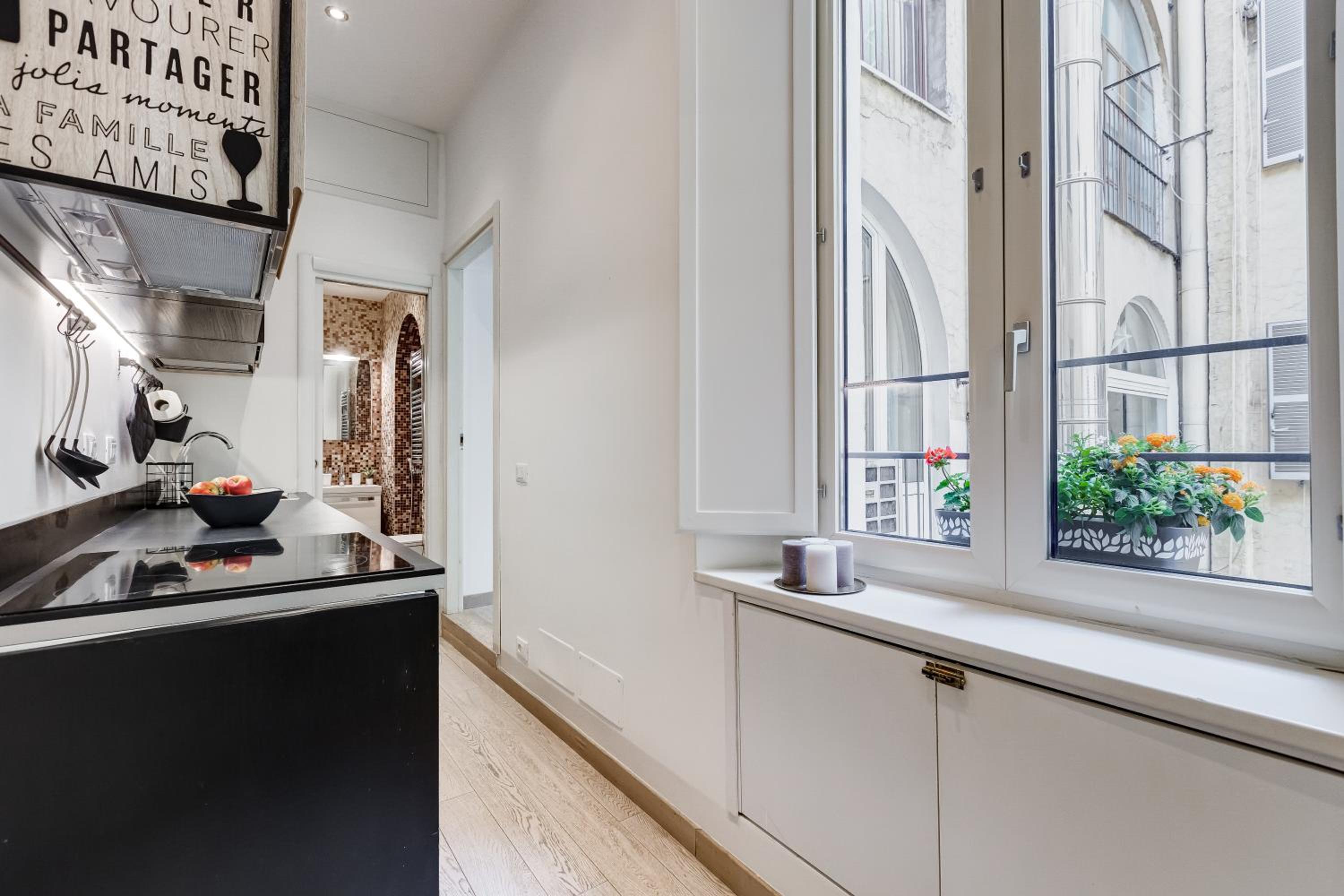 Classy 2-bdr in Termini district