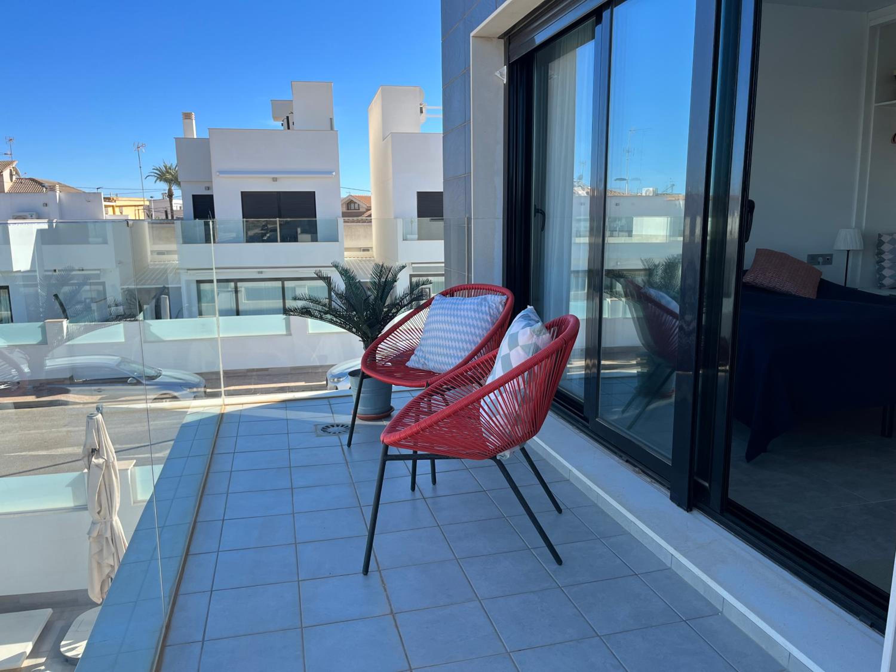 Luxury Three Bedroom Villa with Private pool and rooftop Solarium