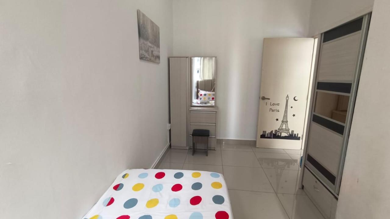 PALAZIO CONDO (MOUNT AUSTIN)