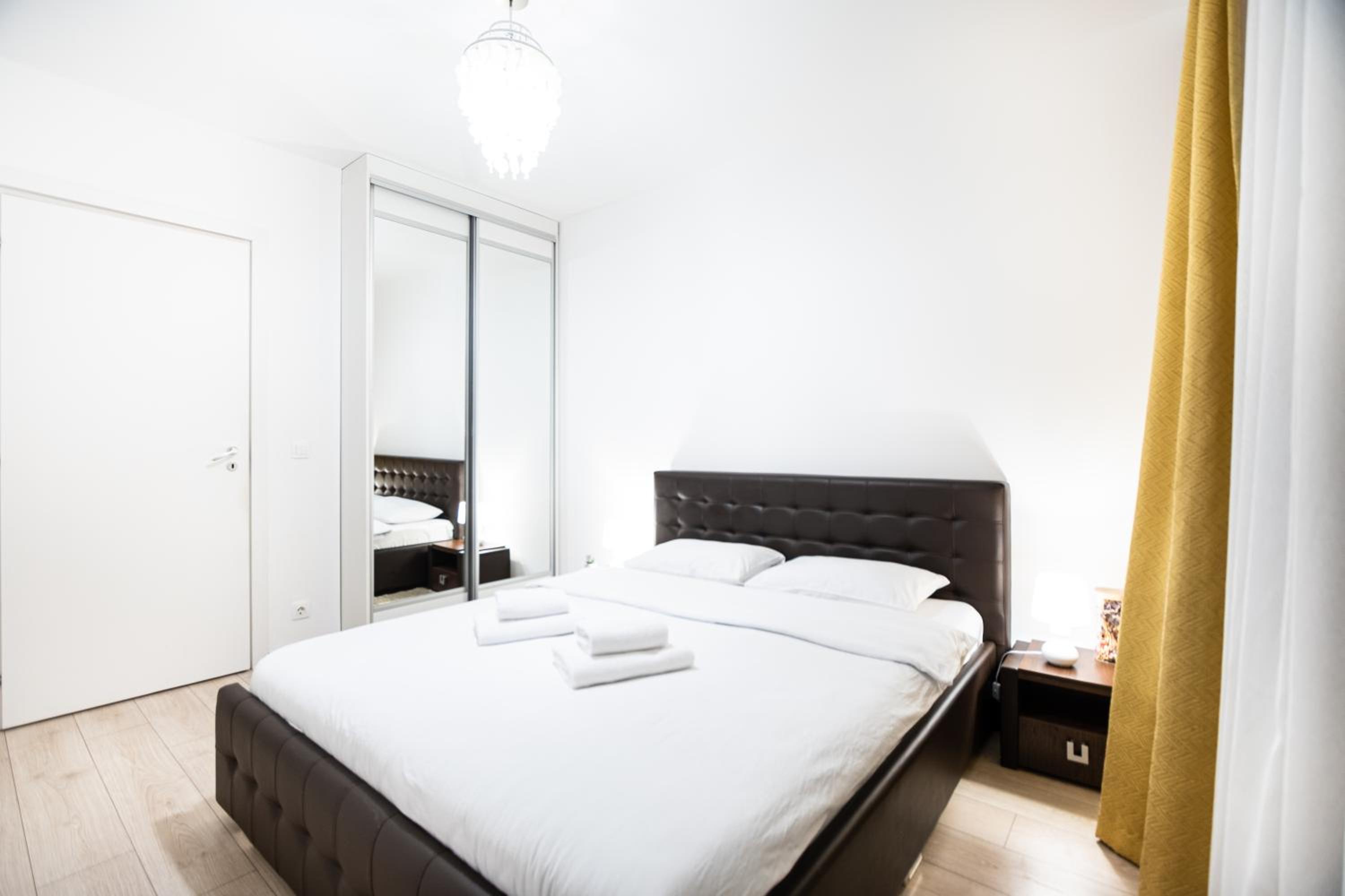 Opal Luxury Aviatiei