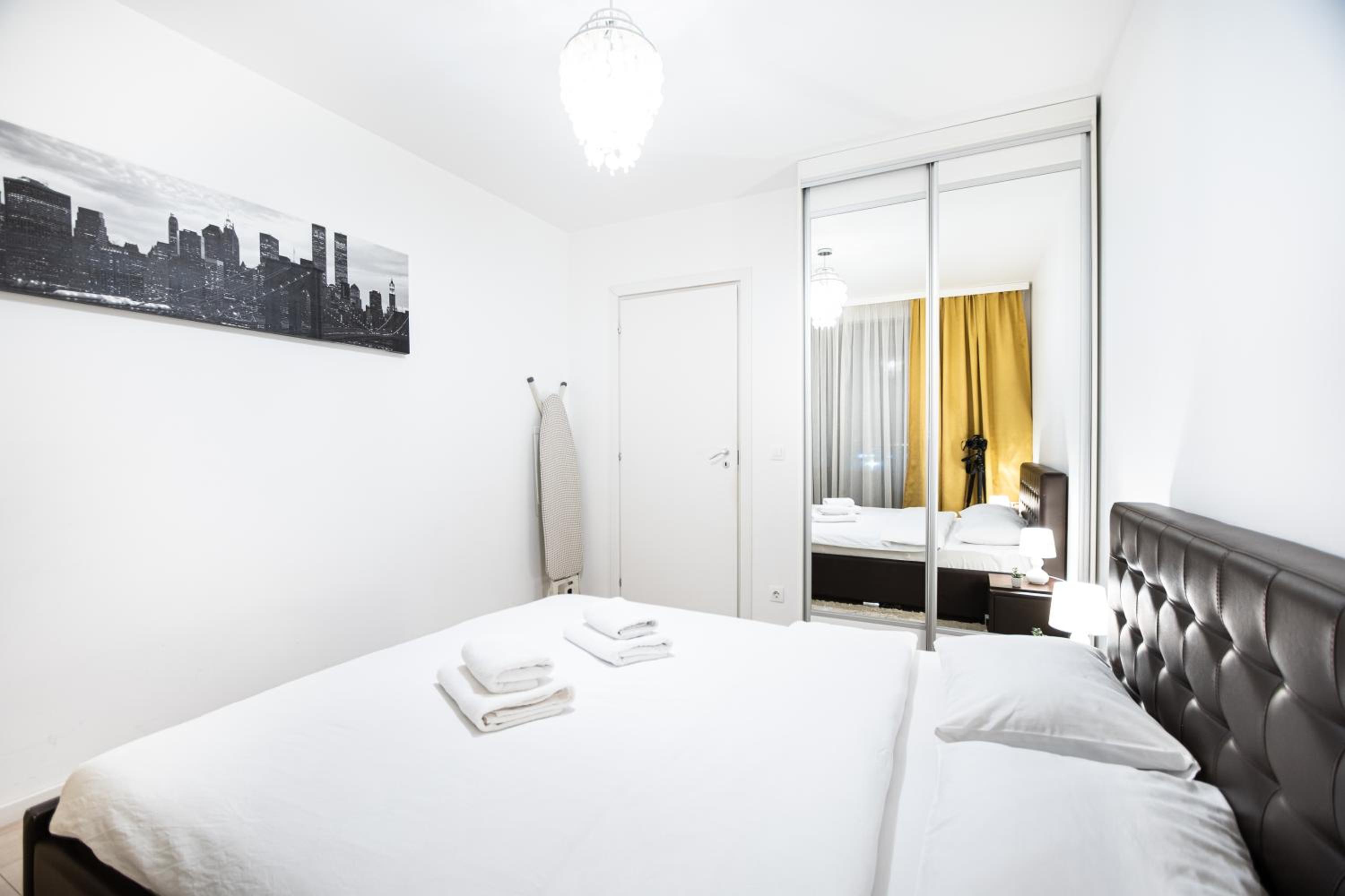 Opal Luxury Aviatiei