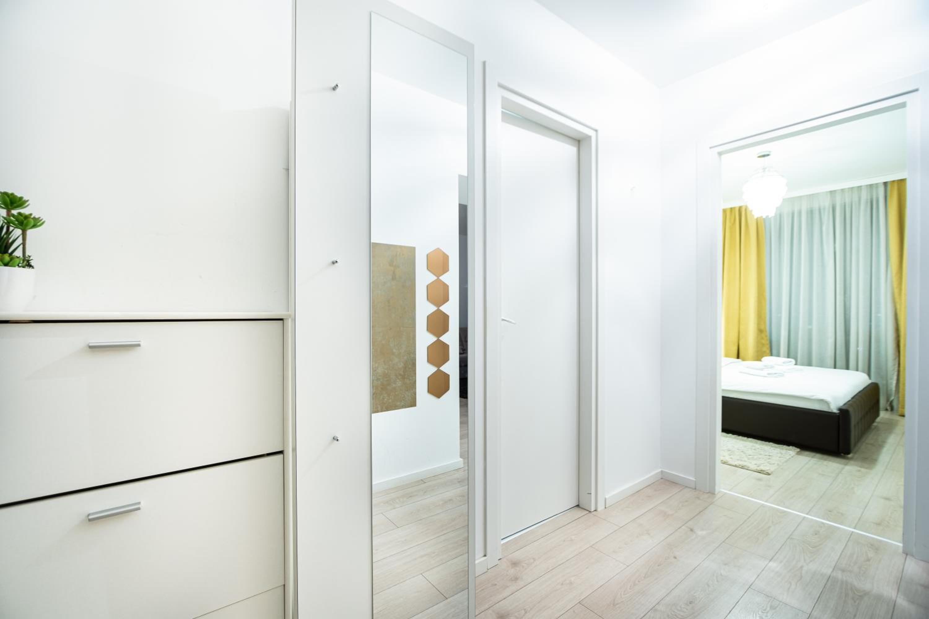 Opal Luxury Aviatiei