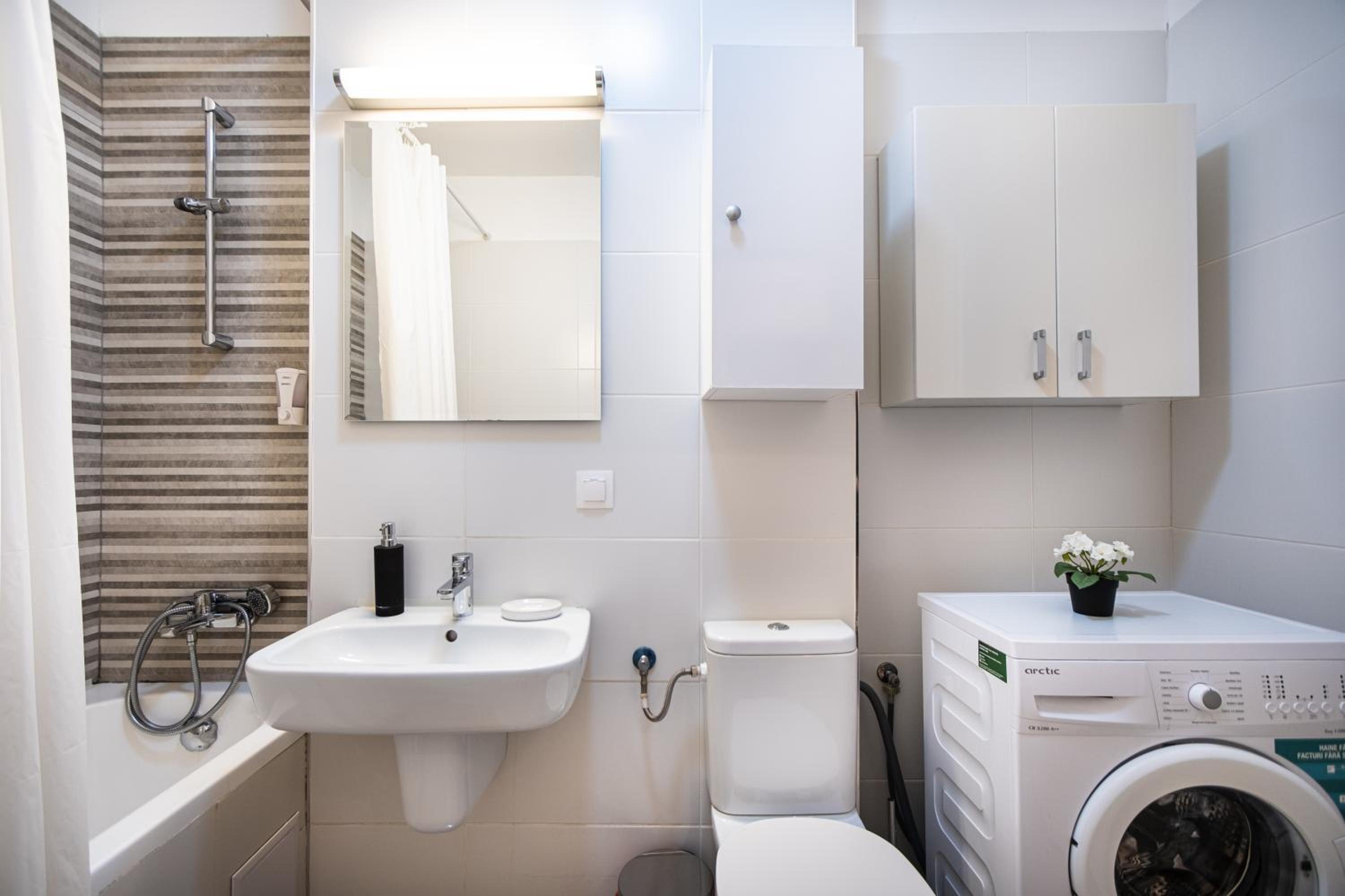 Opal Luxury Aviatiei