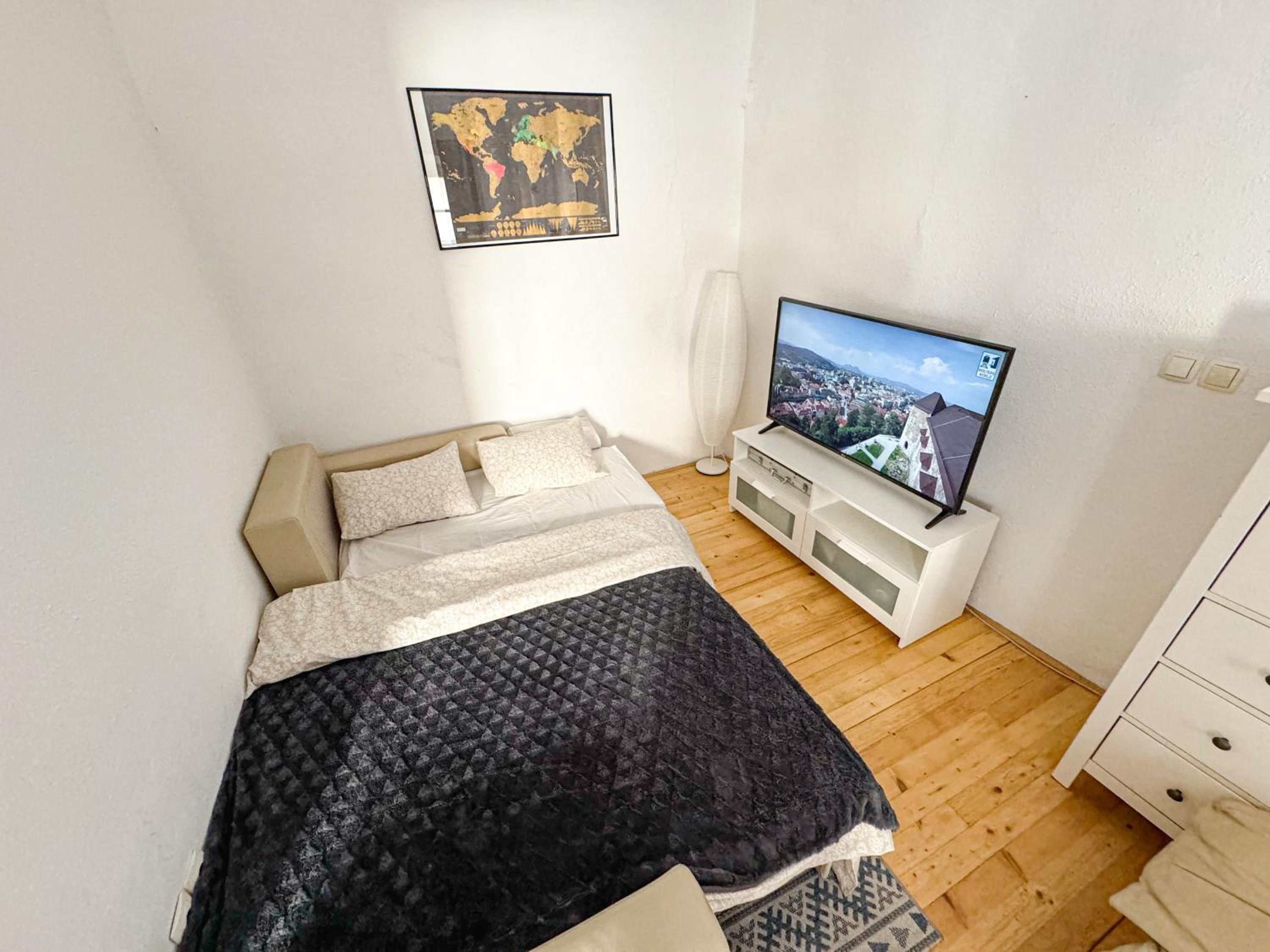 The North Apartment view 5