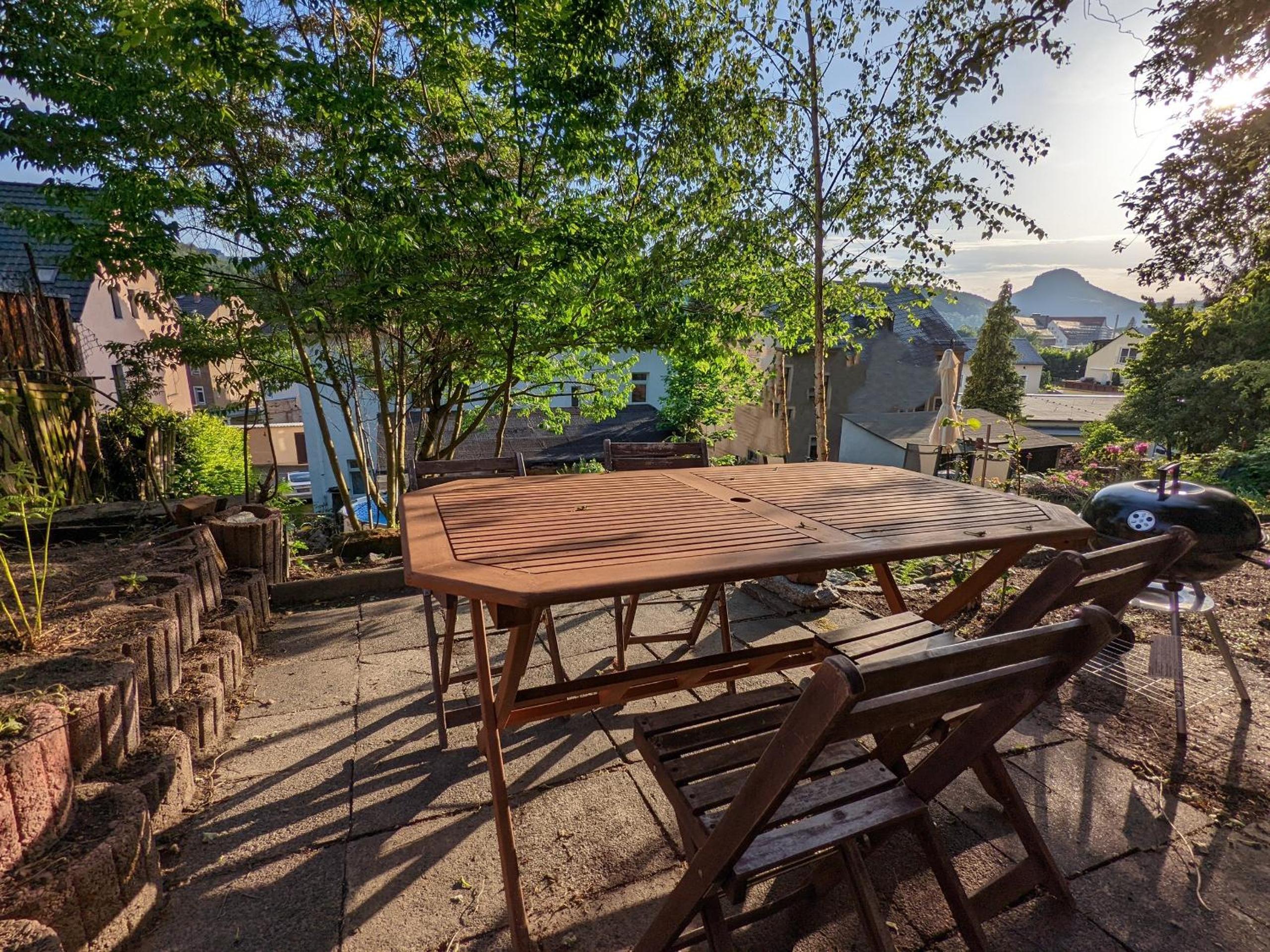 Urlaubsmagie - Ferienwohnung Ruheort - Garten & Saisonaler Pool