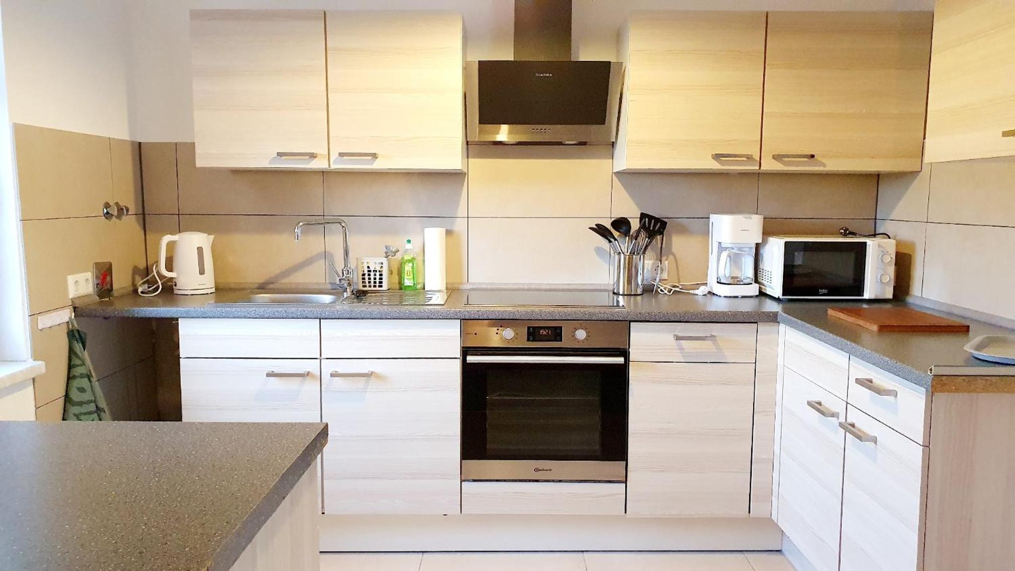 Ferienwohnung zentrale Lage Parkplatz kostenlos Grill Terrasse Fahrradraum Kromlau