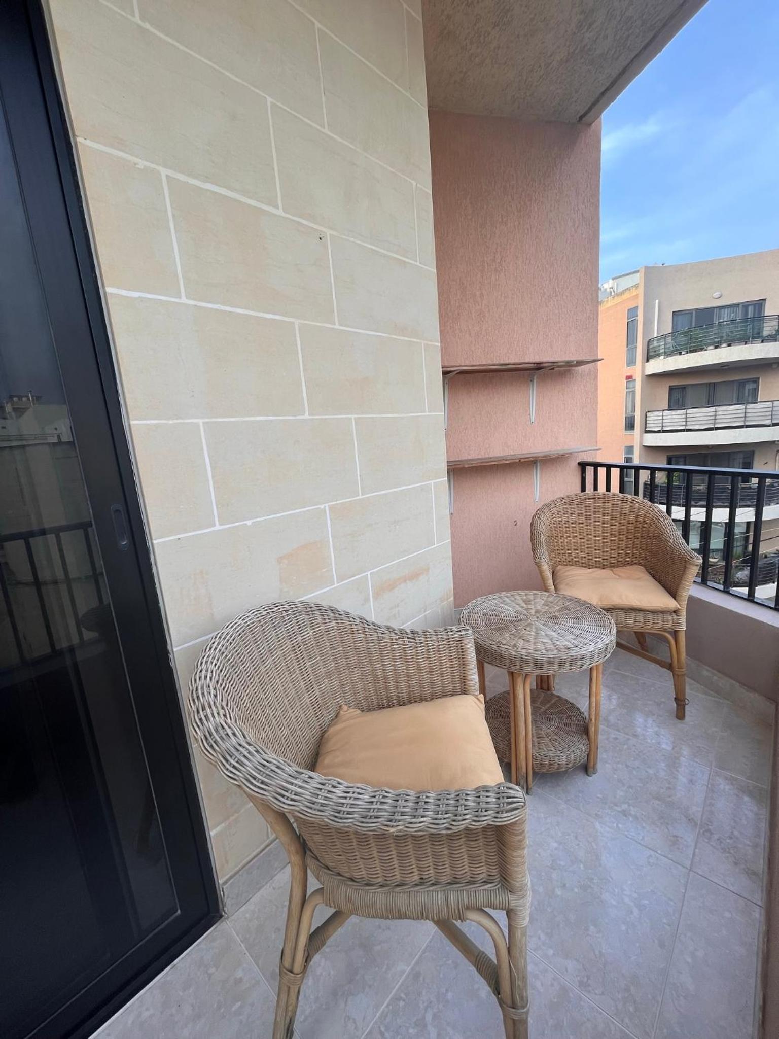 2 Bedroom Apartment