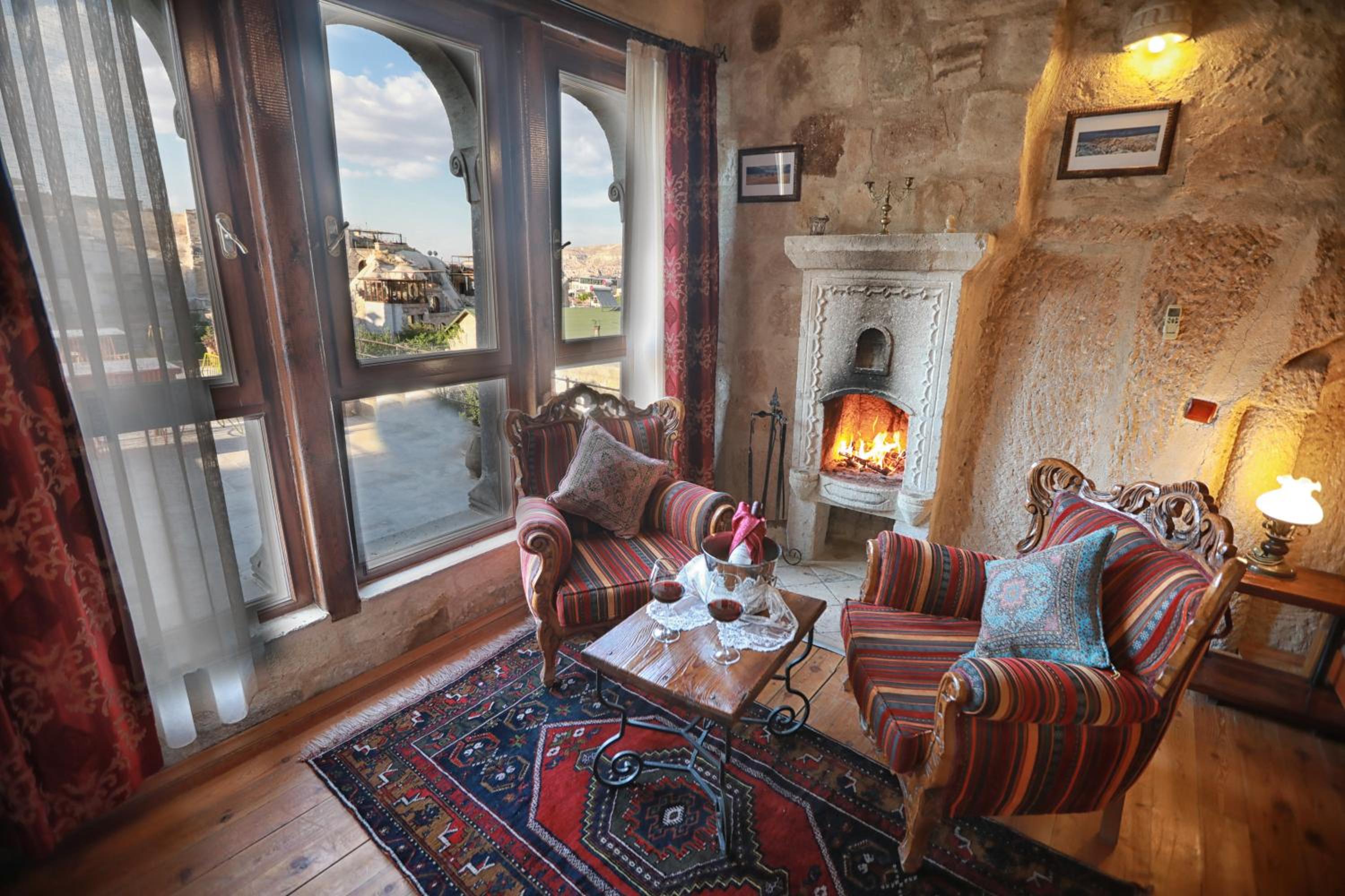 Traveller's Cave Hotel - Image 91