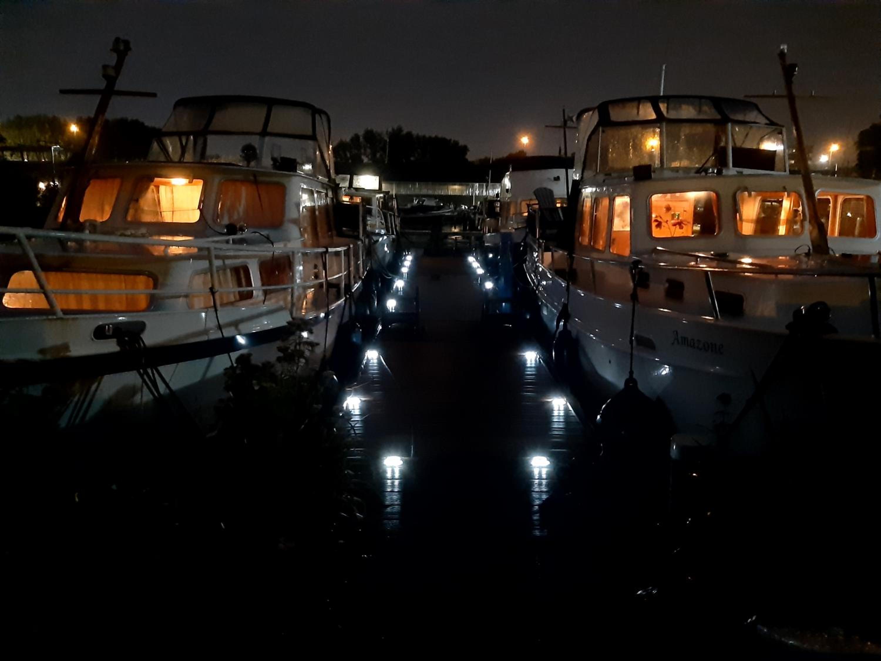 Motor Yacht Amazone