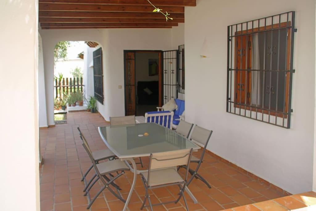 Casa mediterránea junto a la playa