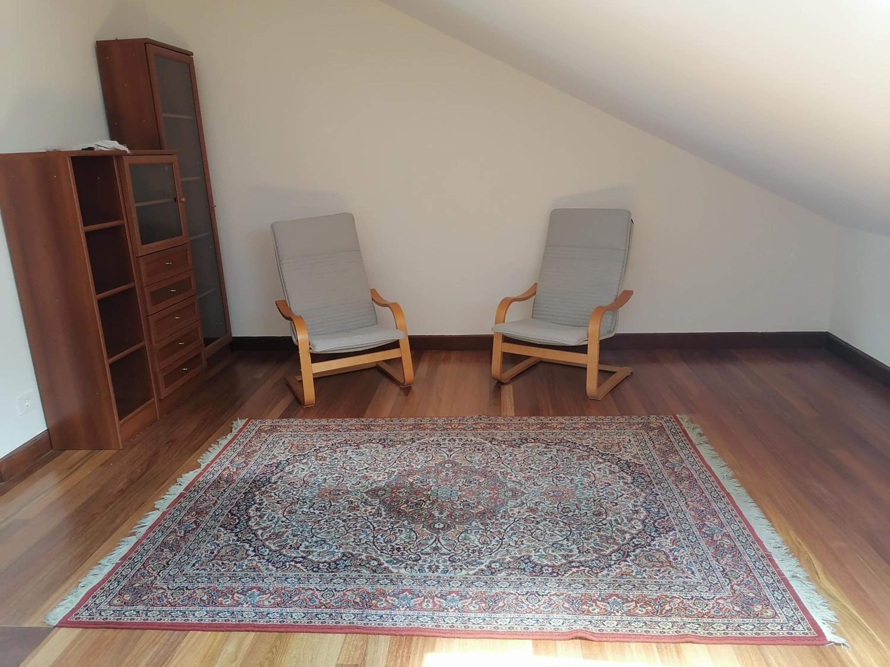Apartamento dúplex junto a la playa con garaje