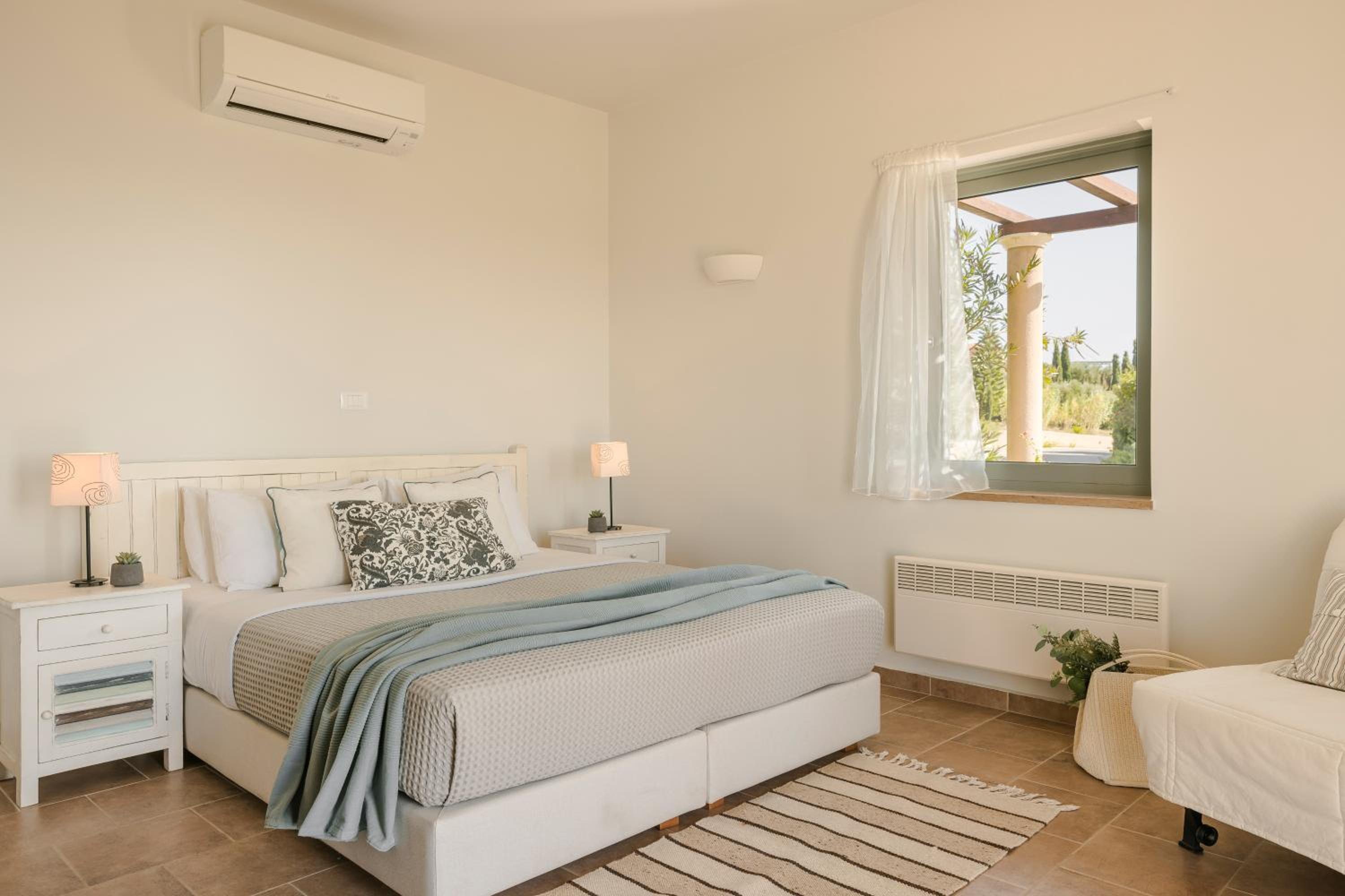Absolute Villa by Stylish Stays