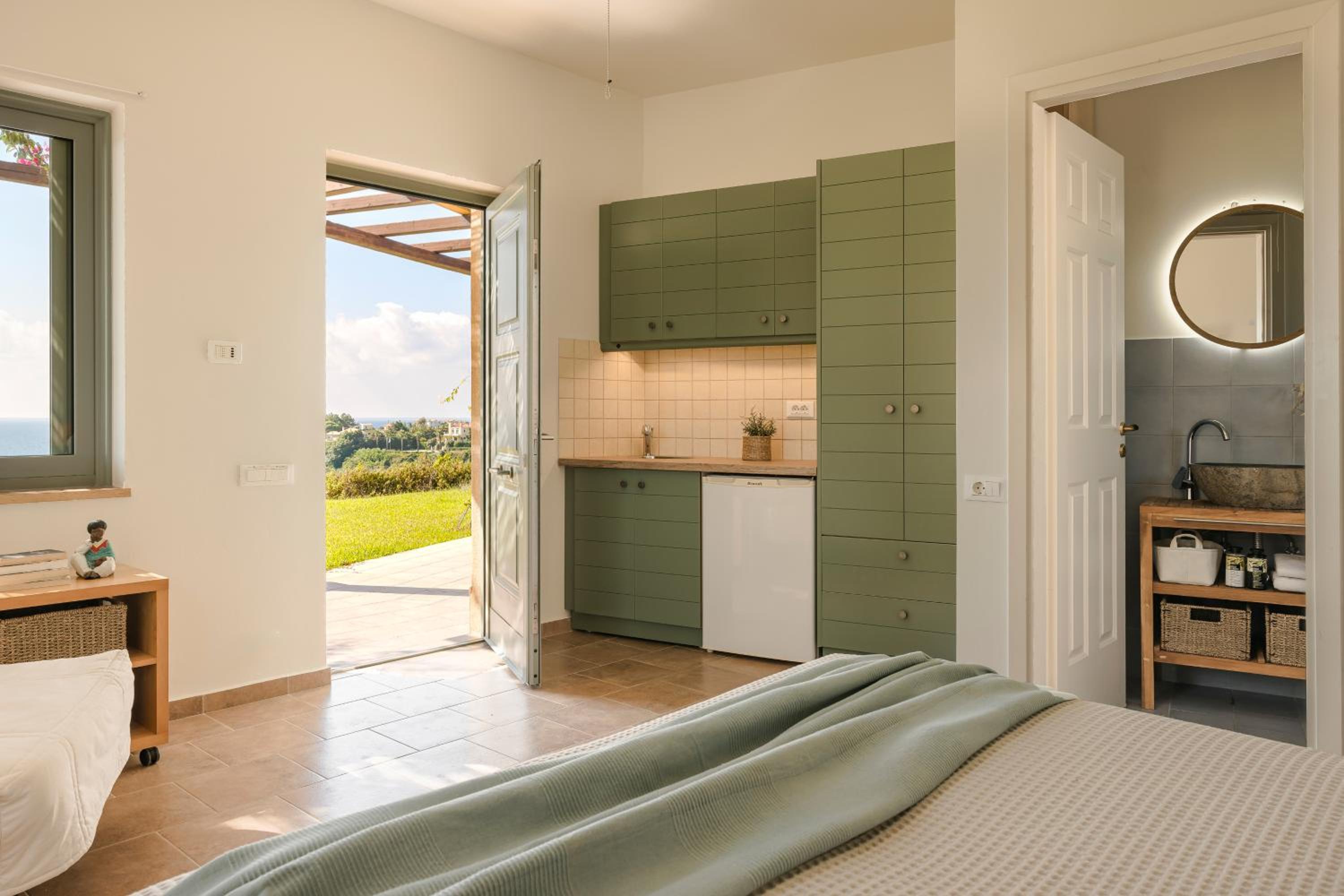 Absolute Villa by Stylish Stays
