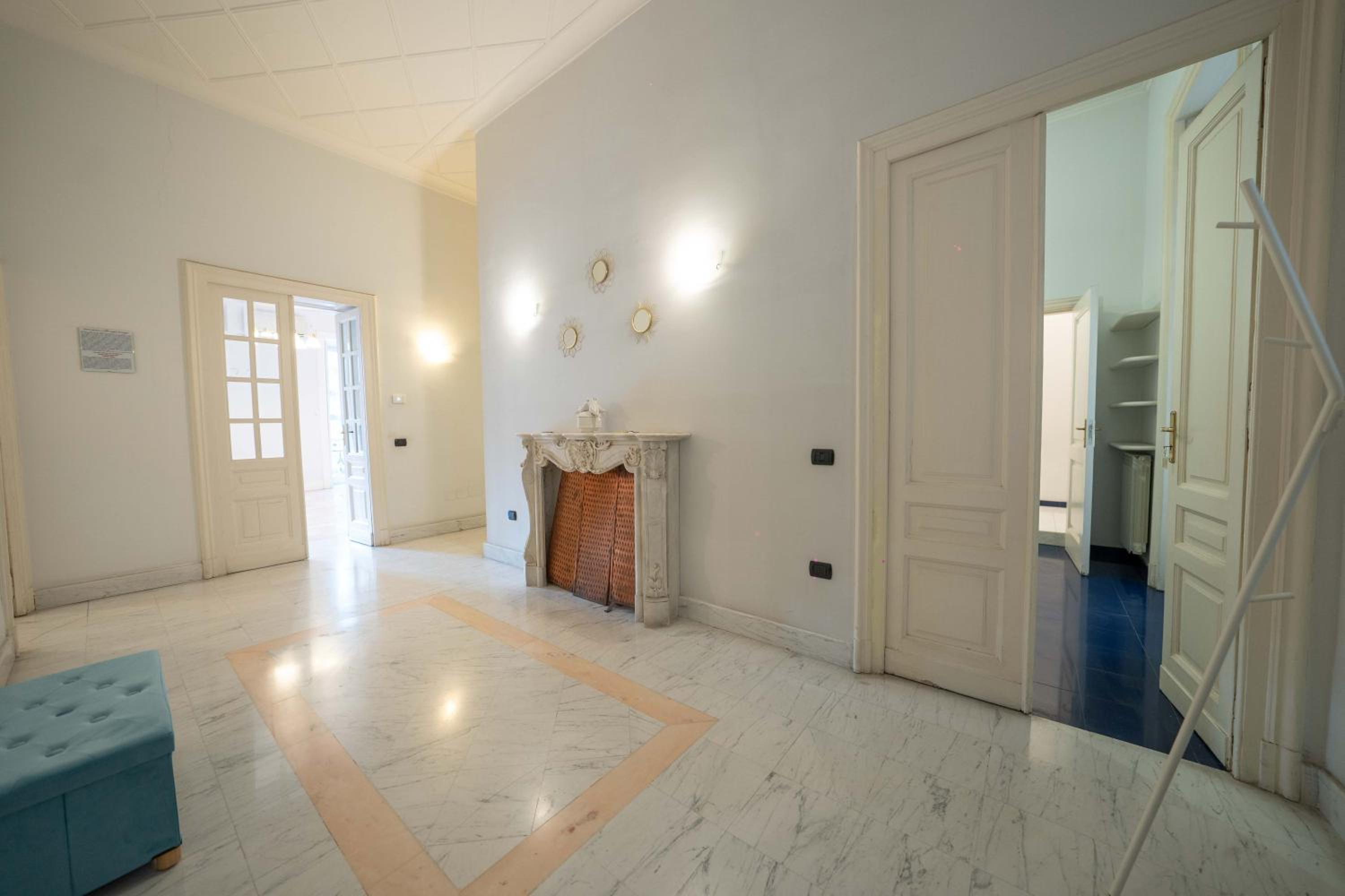 Residenza Castel dell'Ovo by Dimorra