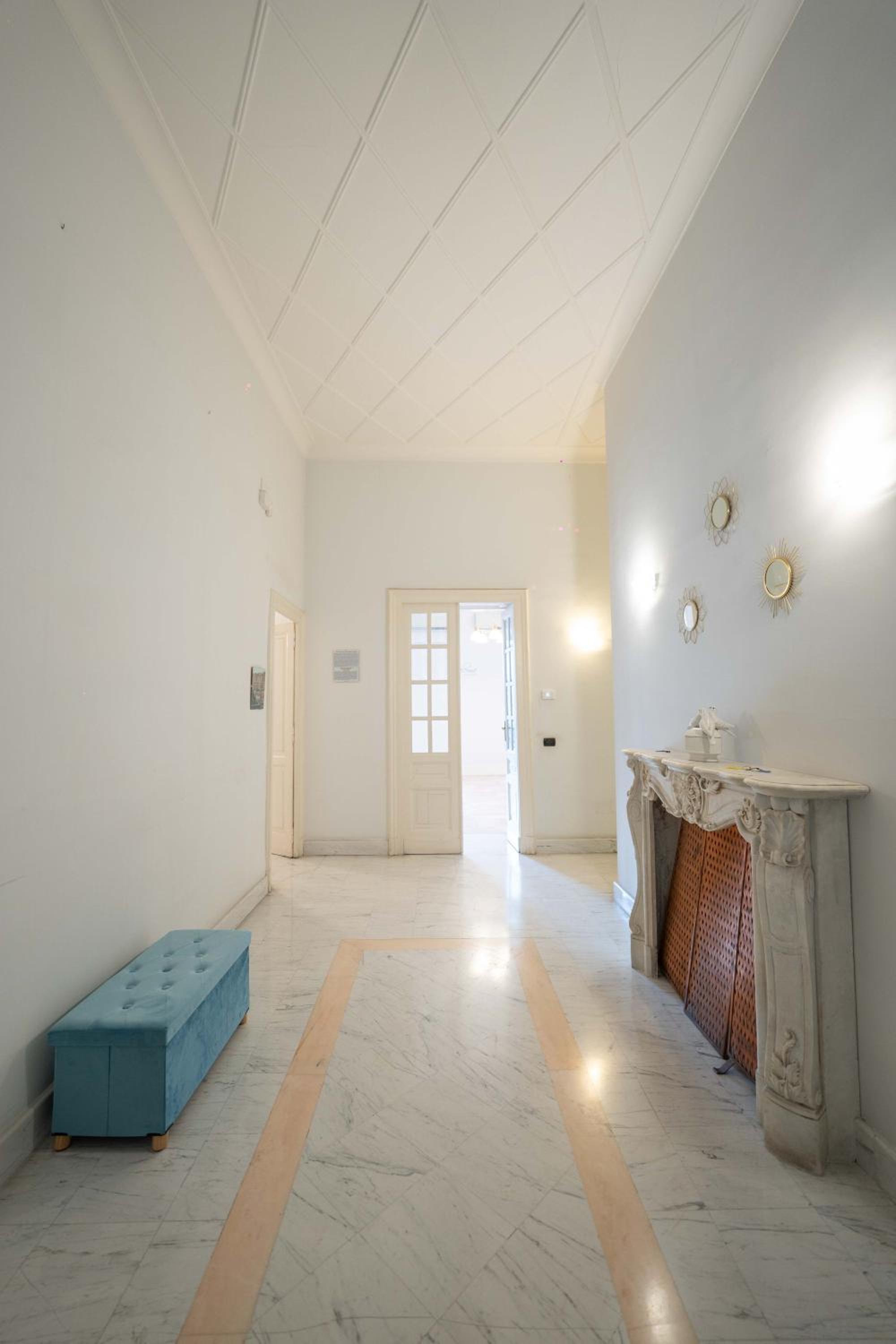 Residenza Castel dell'Ovo by Dimorra