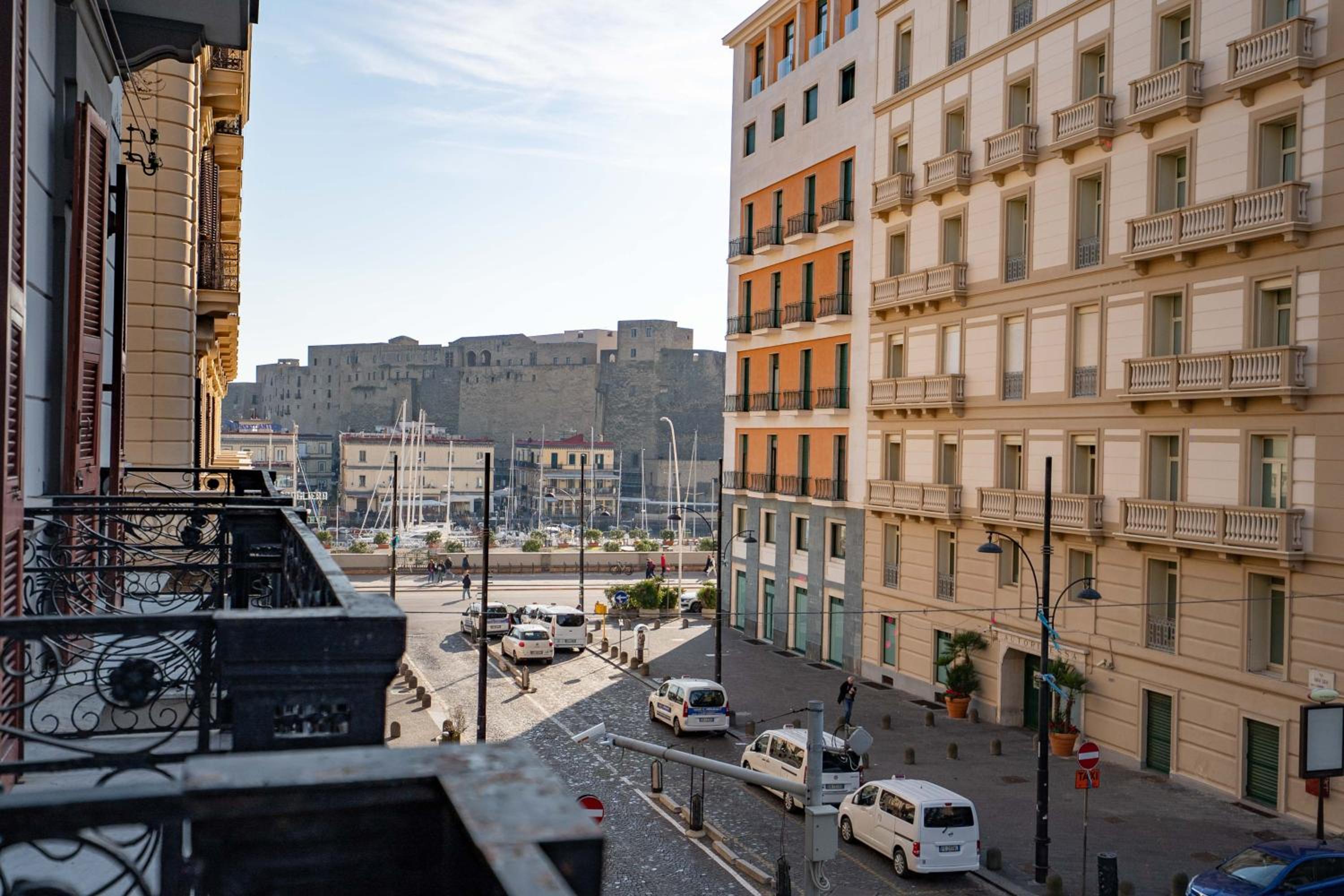 Residenza Castel dell'Ovo by Dimorra