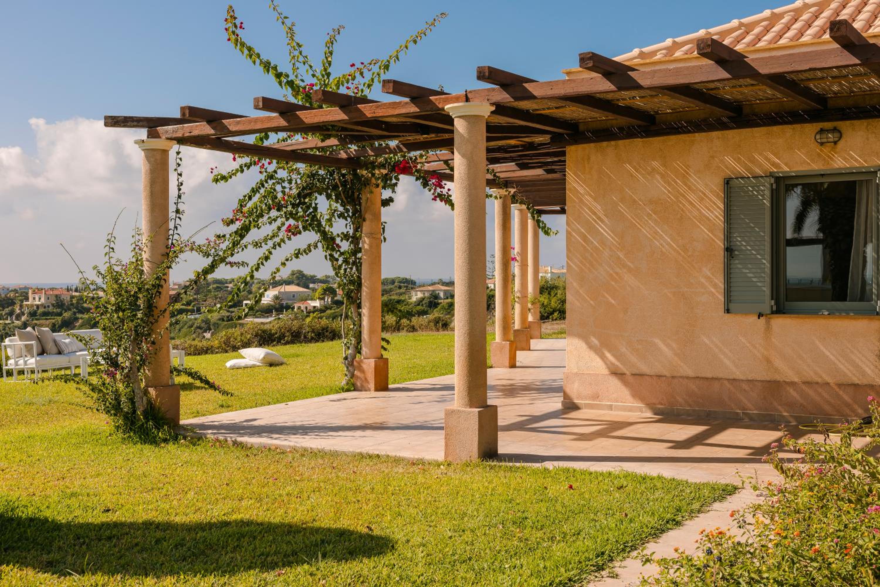 Absolute Villa by Stylish Stays
