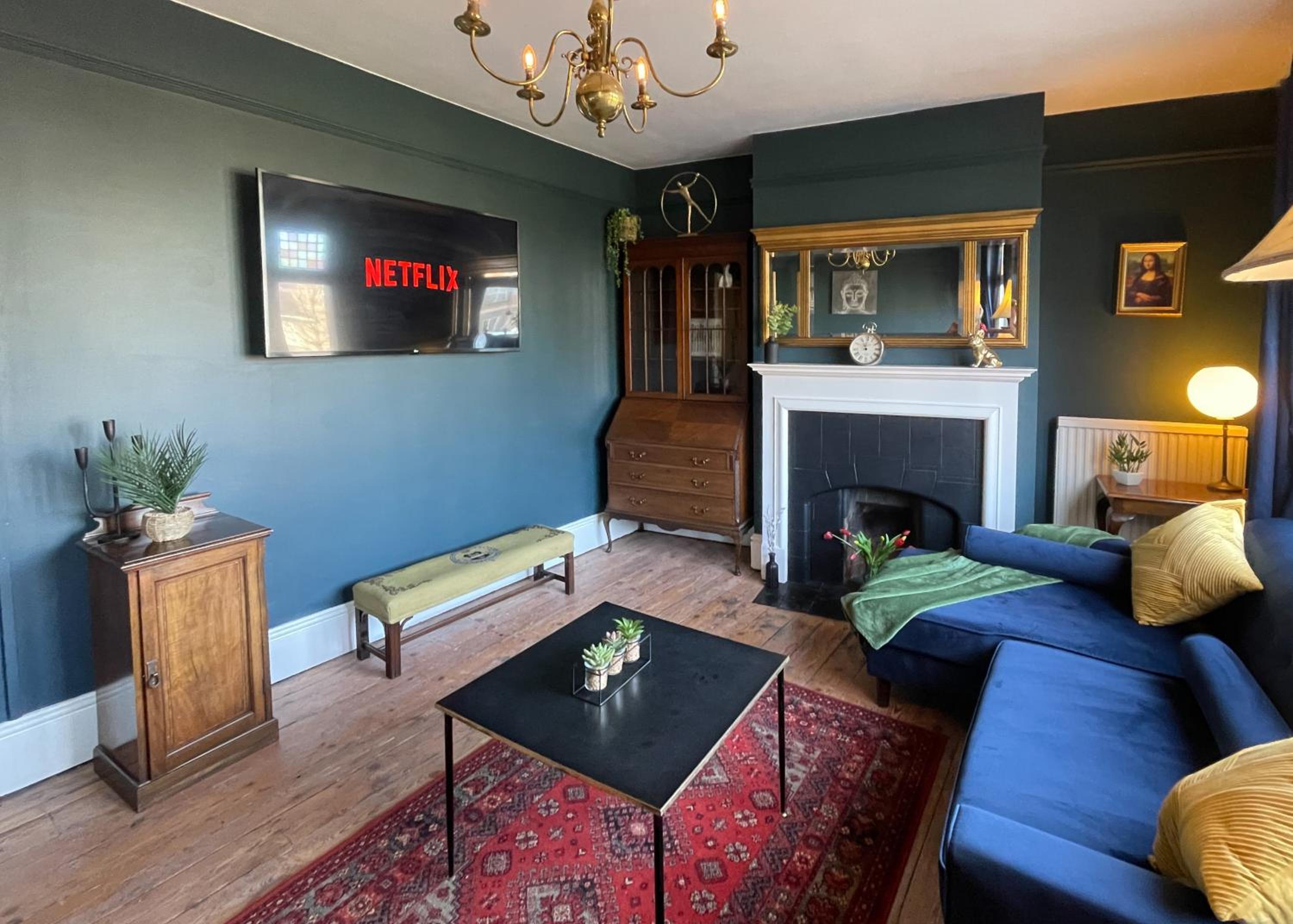 Stylish City Centre 3-bed Apartment on Mill Rd view 3