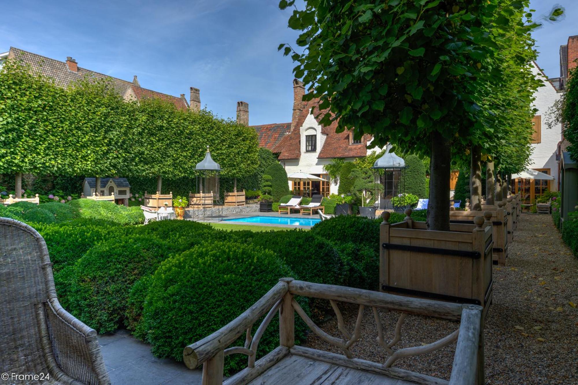 Exclusive Suites The Secret Garden