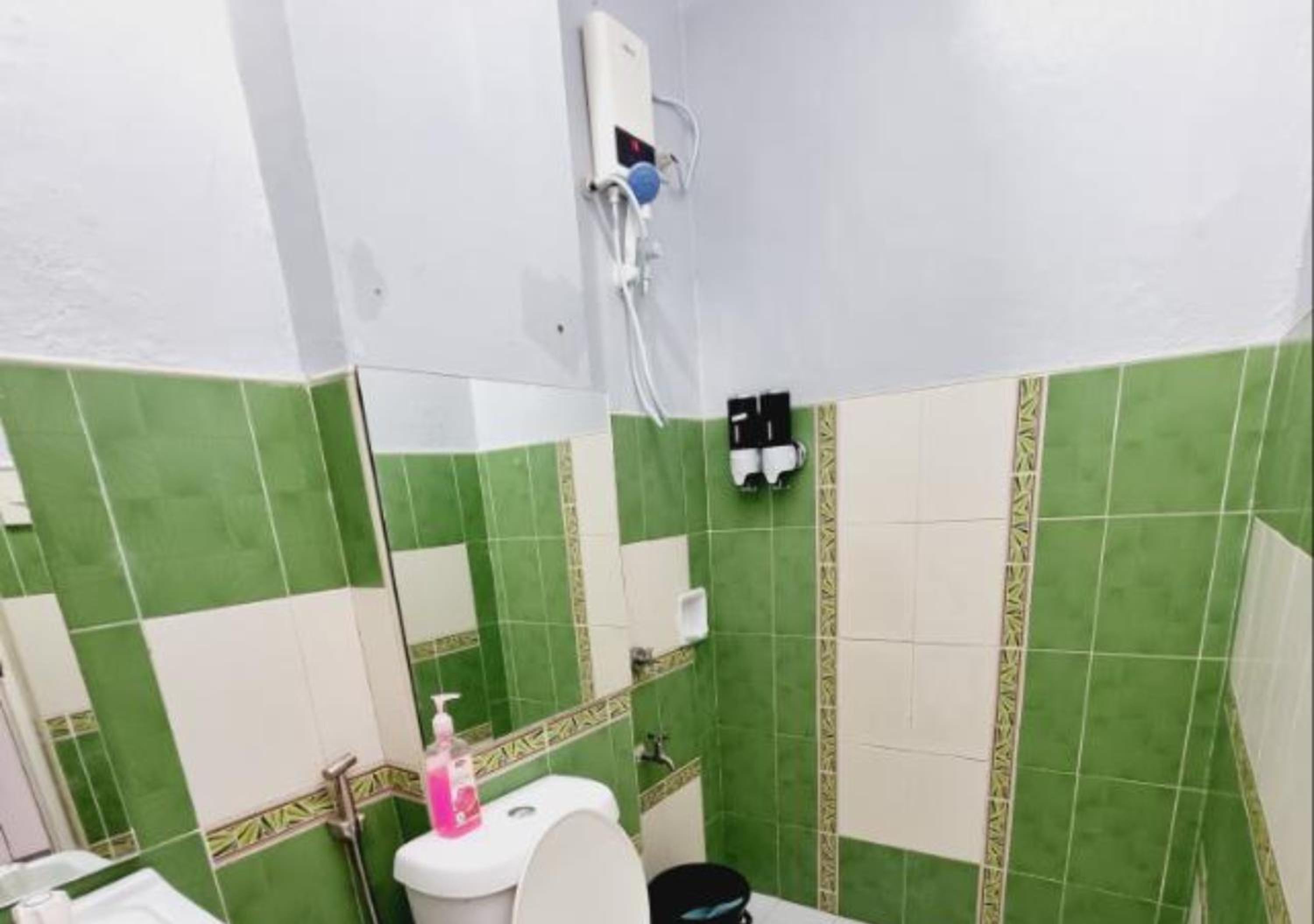 Photo 18