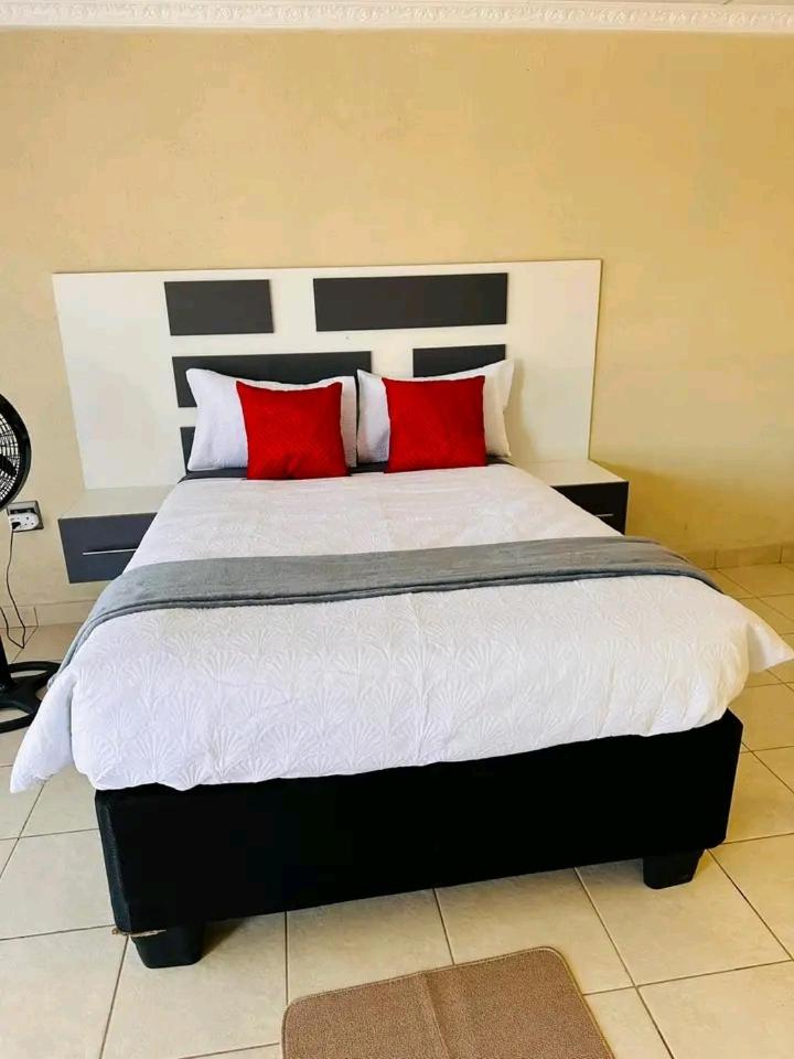 TSHABELANG MOUNTAIN VIEW LODGE