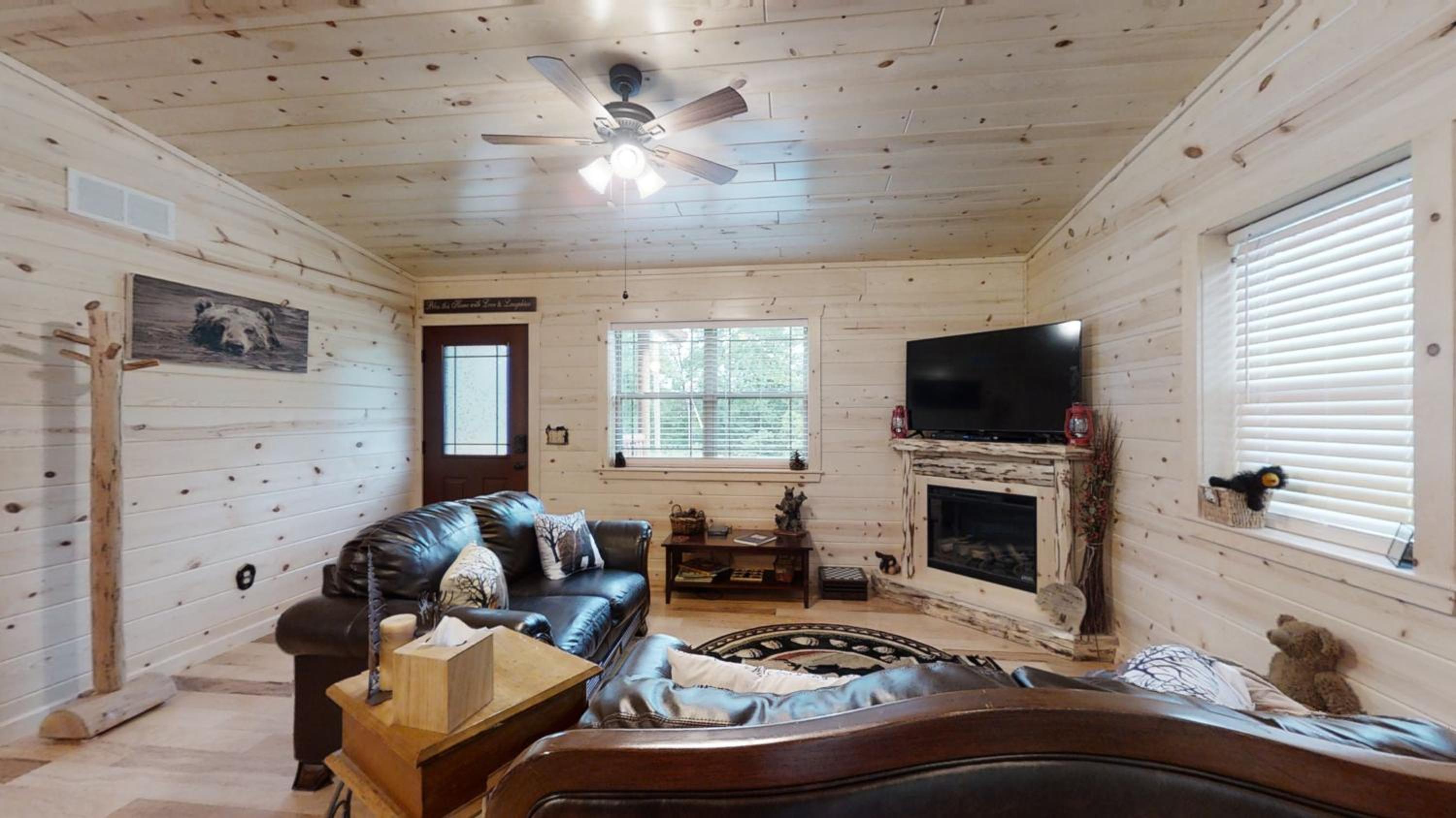 Cozy Bear Den view 4