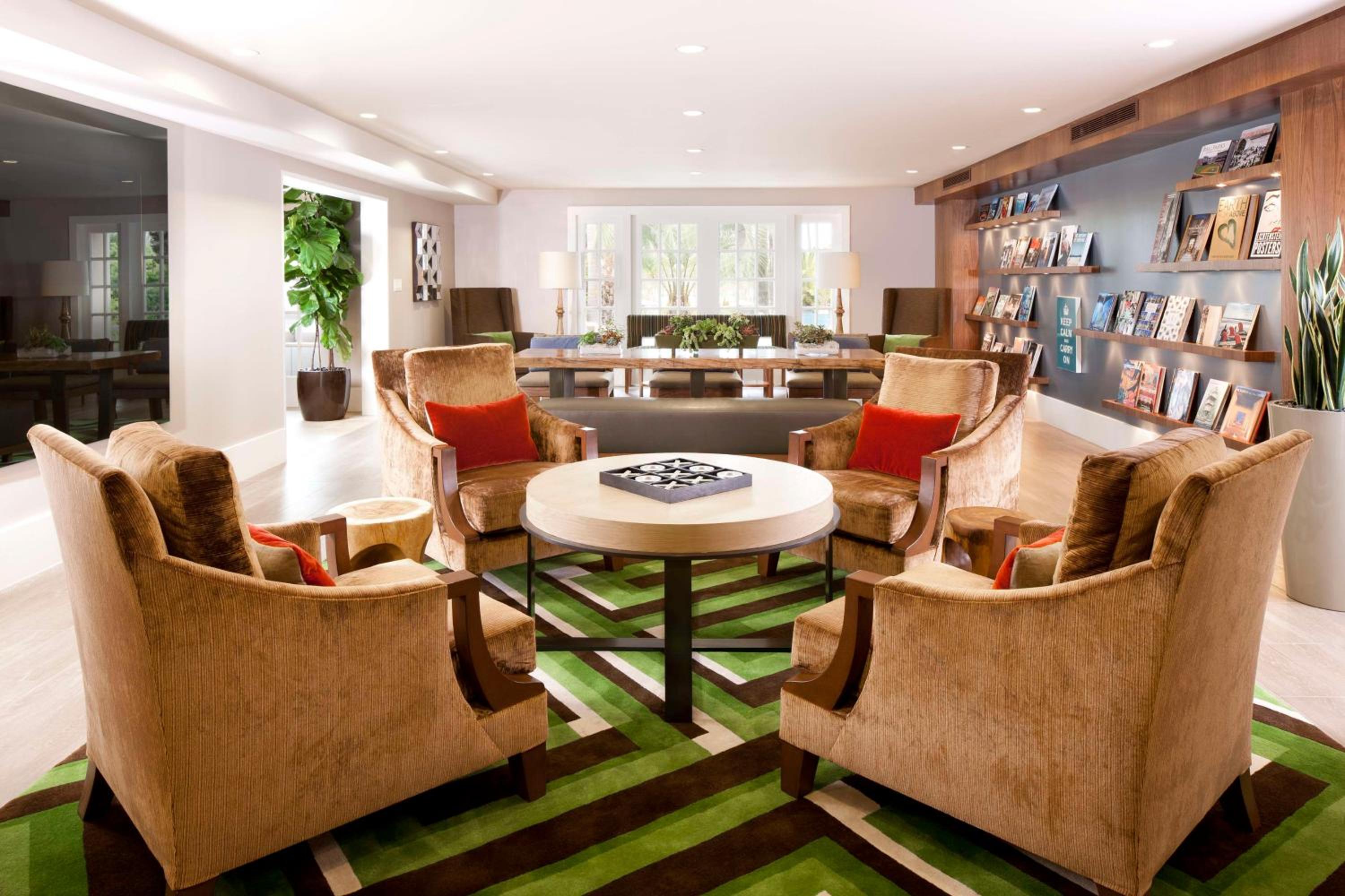 lounge