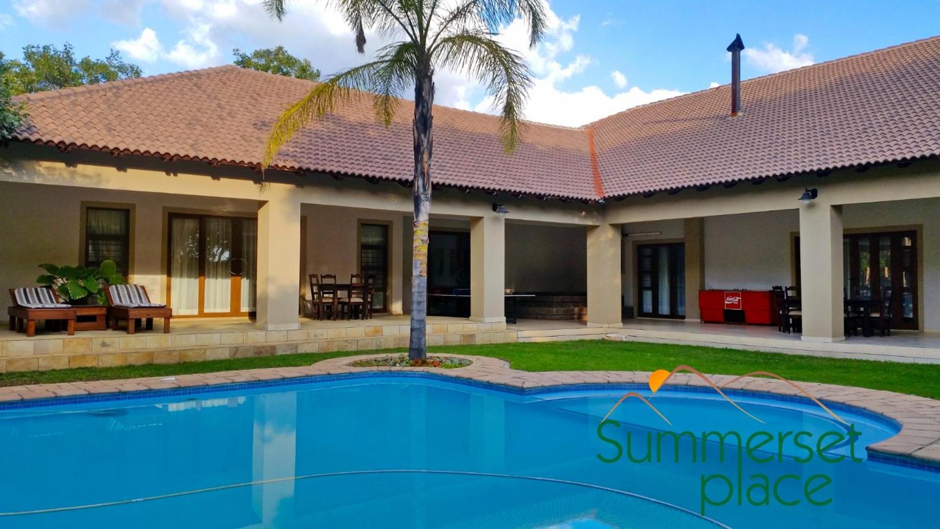 Summerset Place Country House view 3