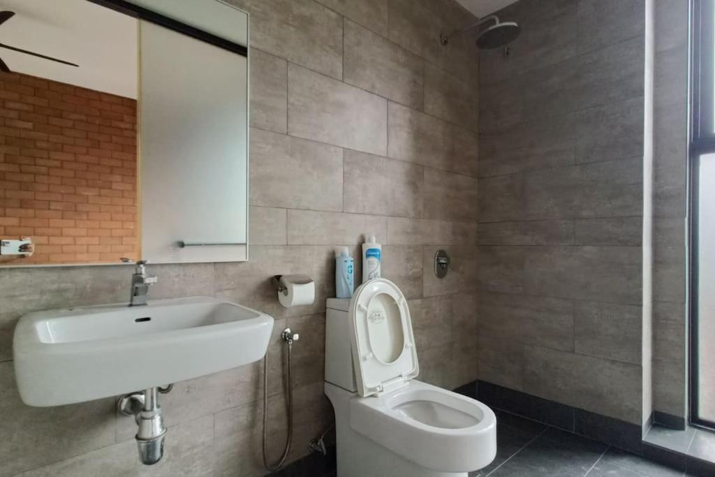 Pulai Luxury stay at Johor Bahru