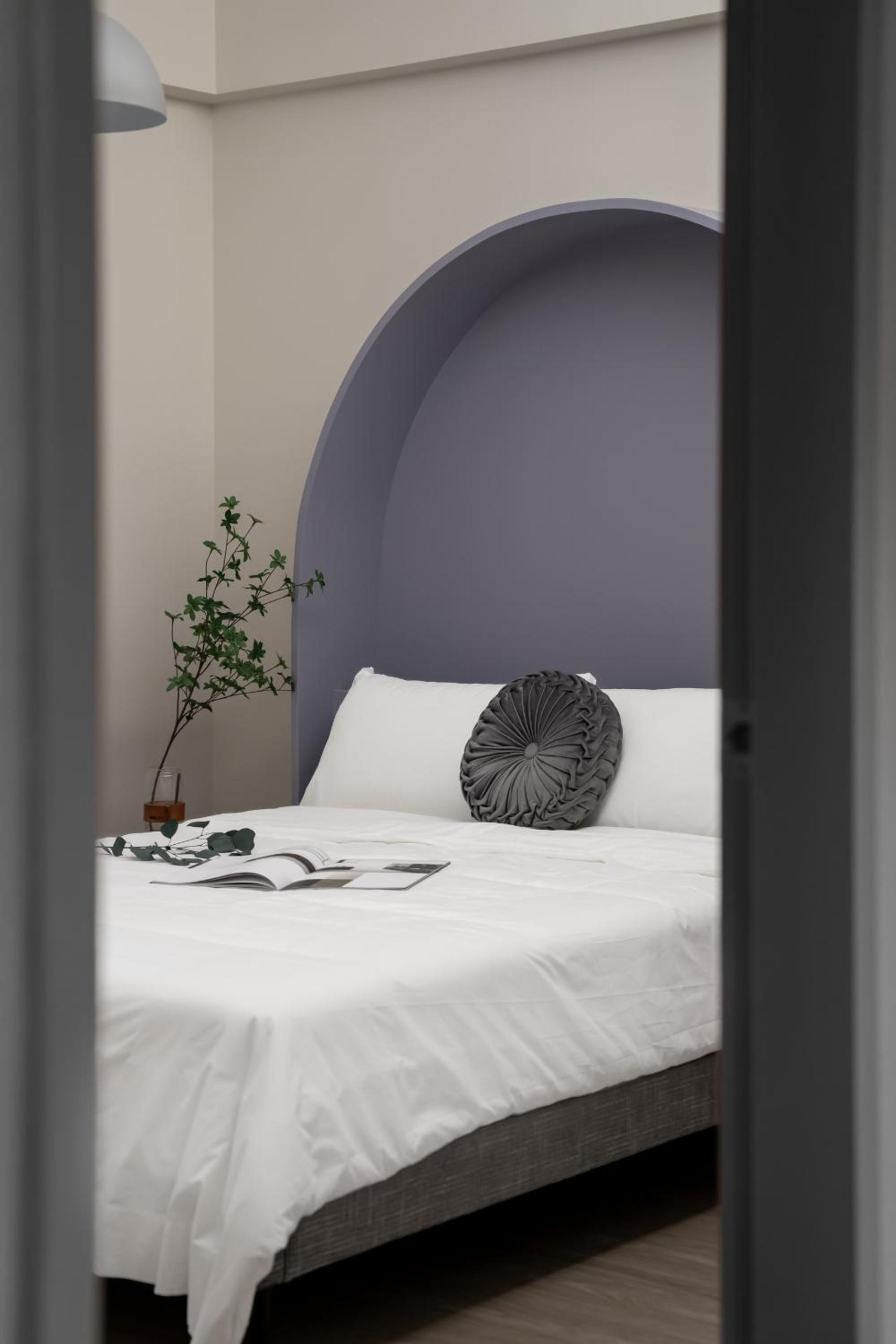 Lin Apartments by Olala Homes