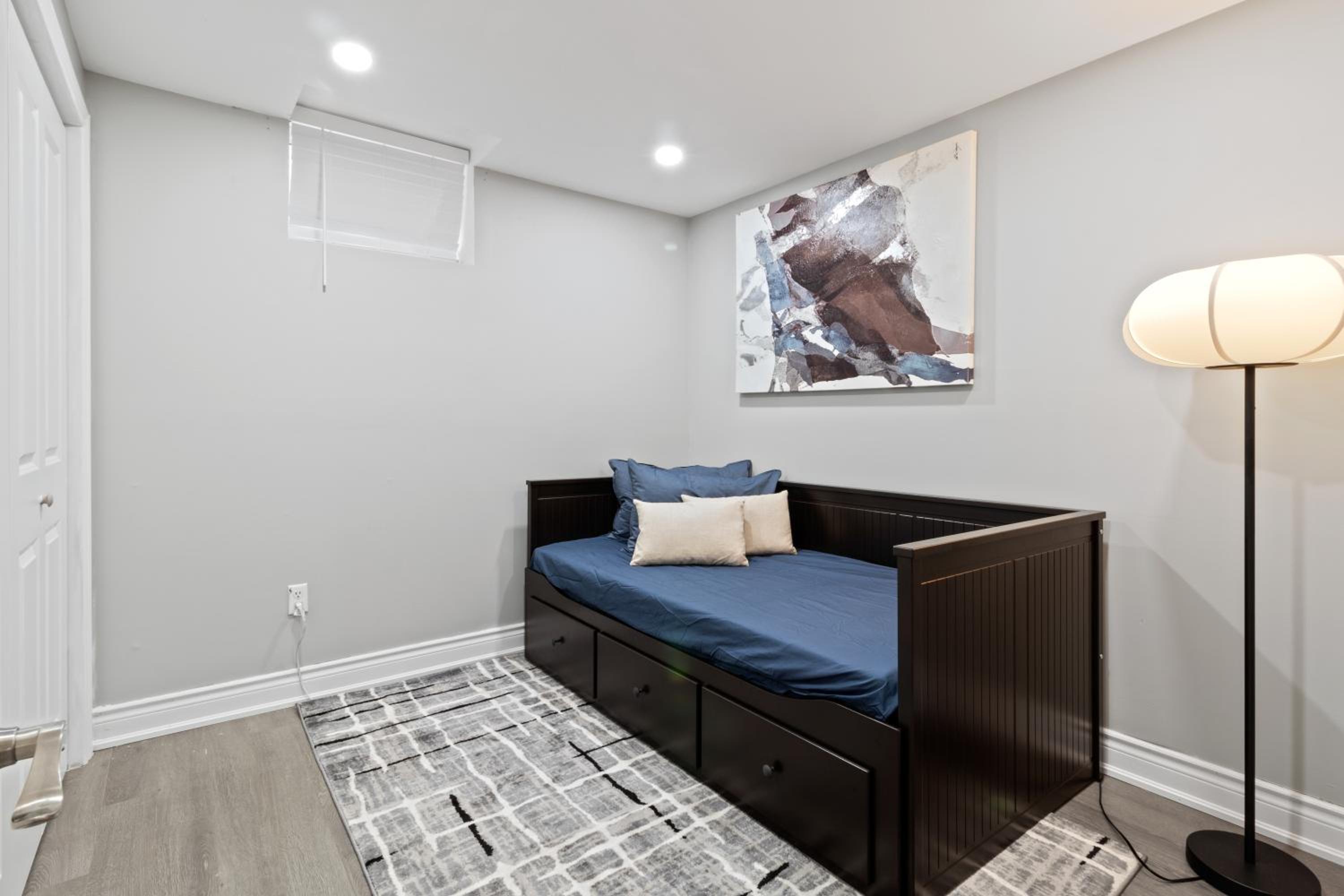 Luxurious and spacious 3 bedroom apartment