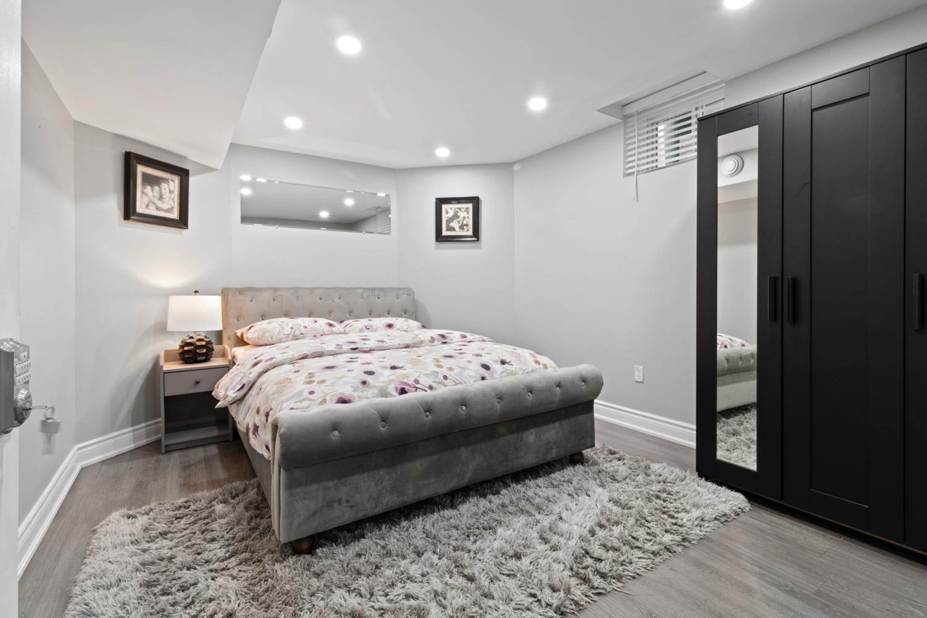 Luxurious and spacious 3 bedroom apartment