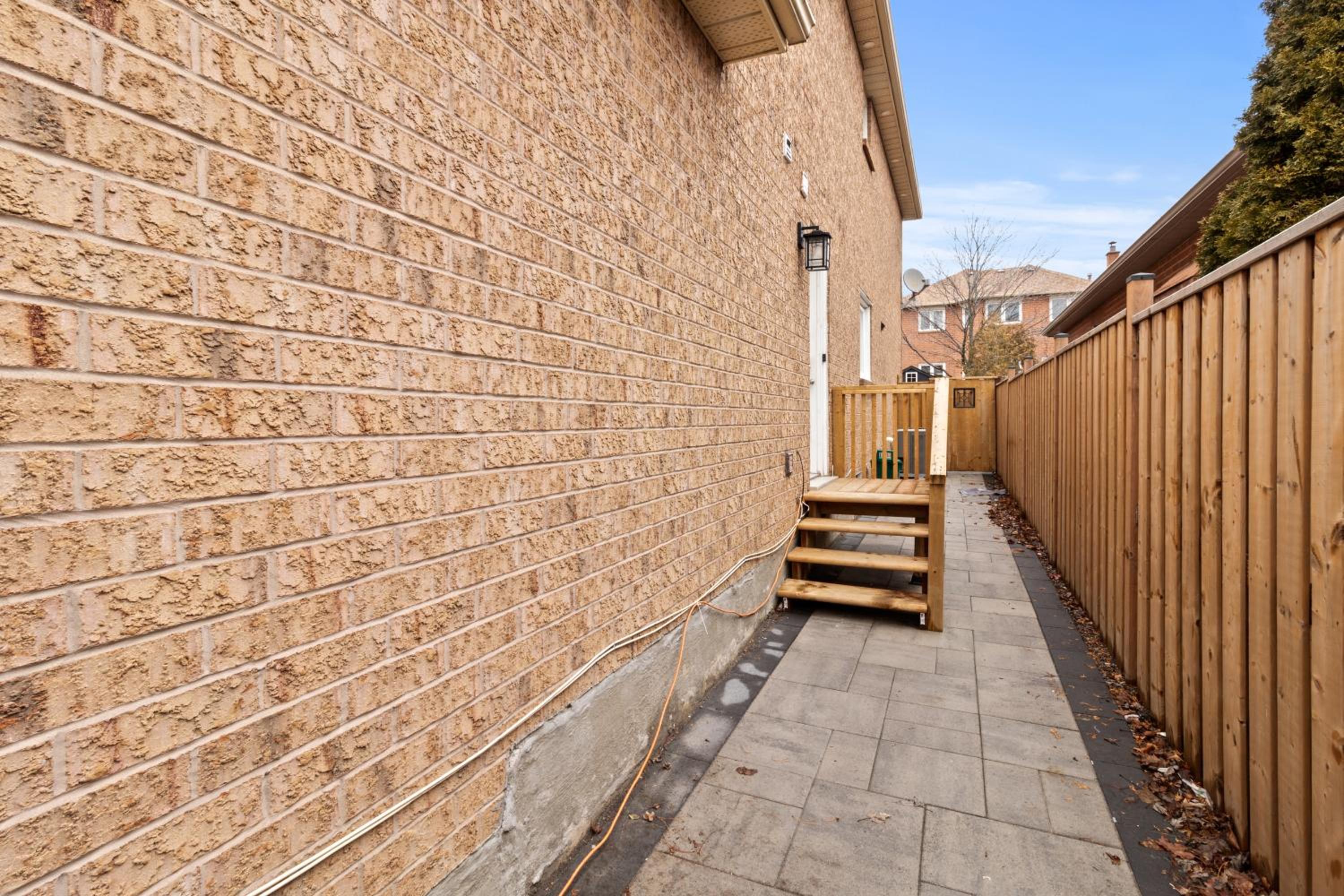 Luxurious and spacious 3 bedroom apartment